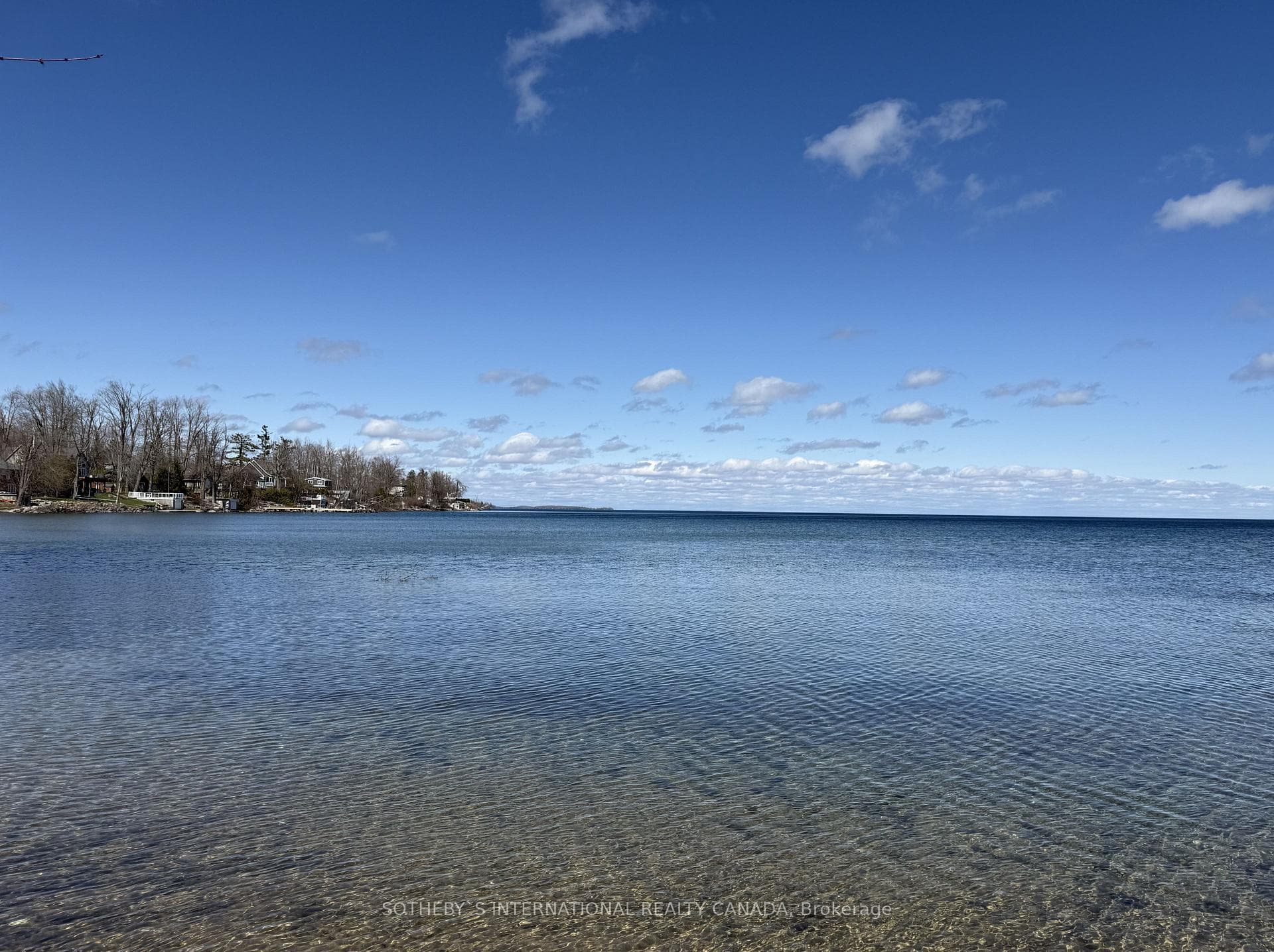376 Lakeshore Road photo 27