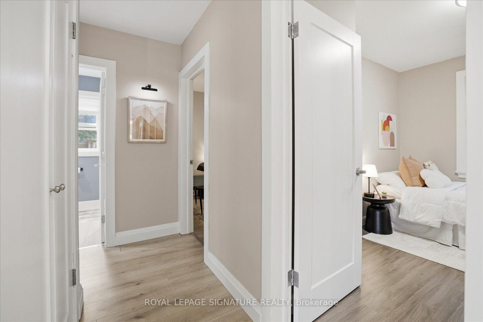 24 Latham Avenue photo 12