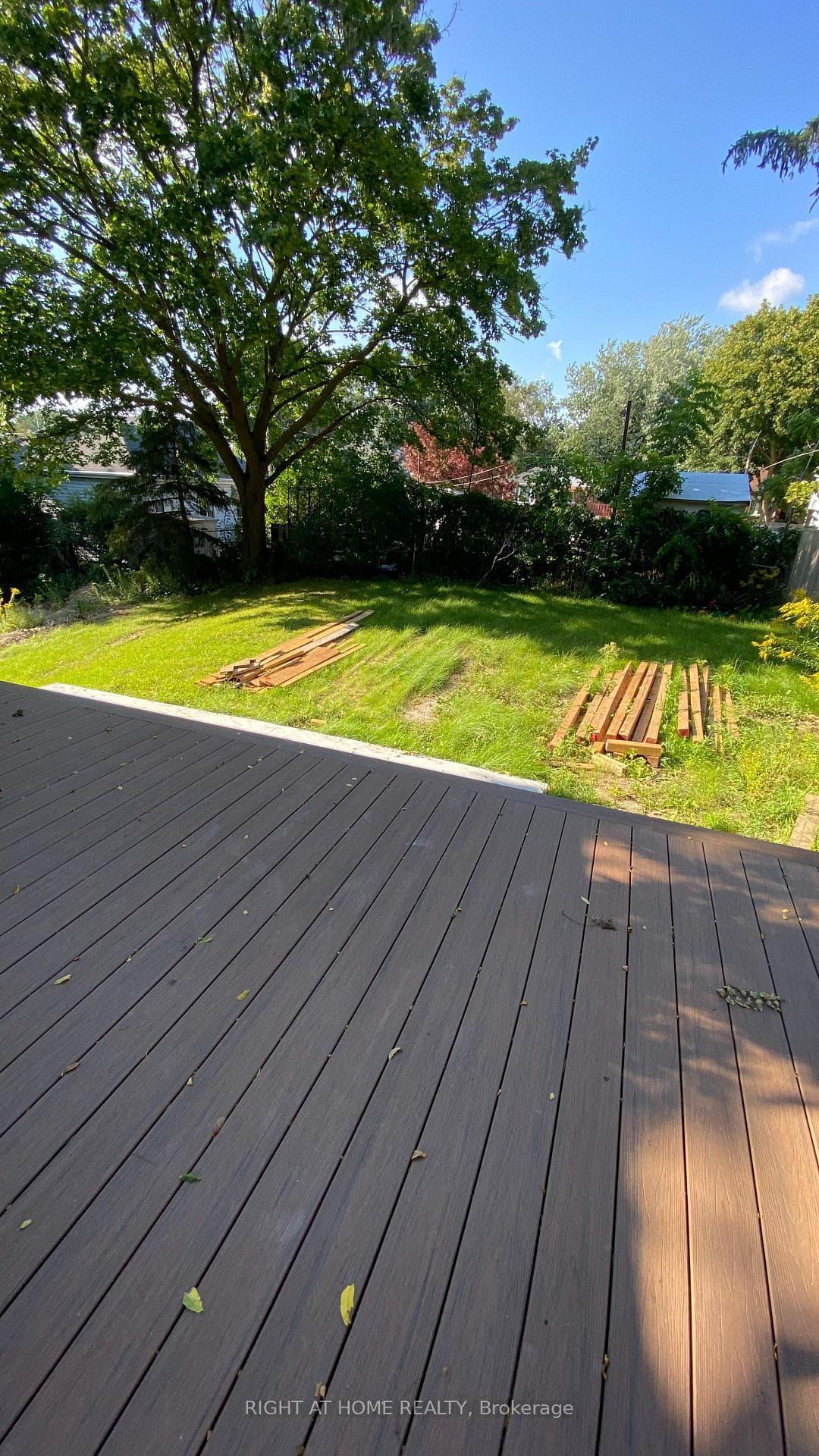 116 Huron Street photo 6