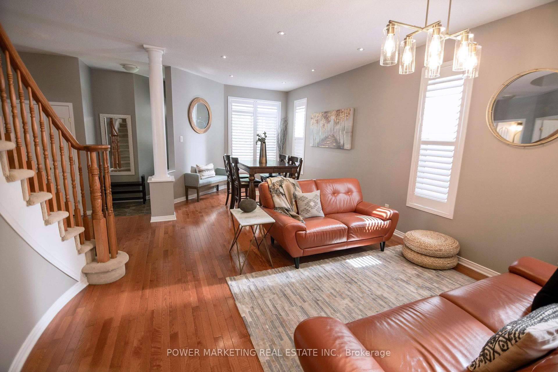 124 Strathcarron Crescent photo 6