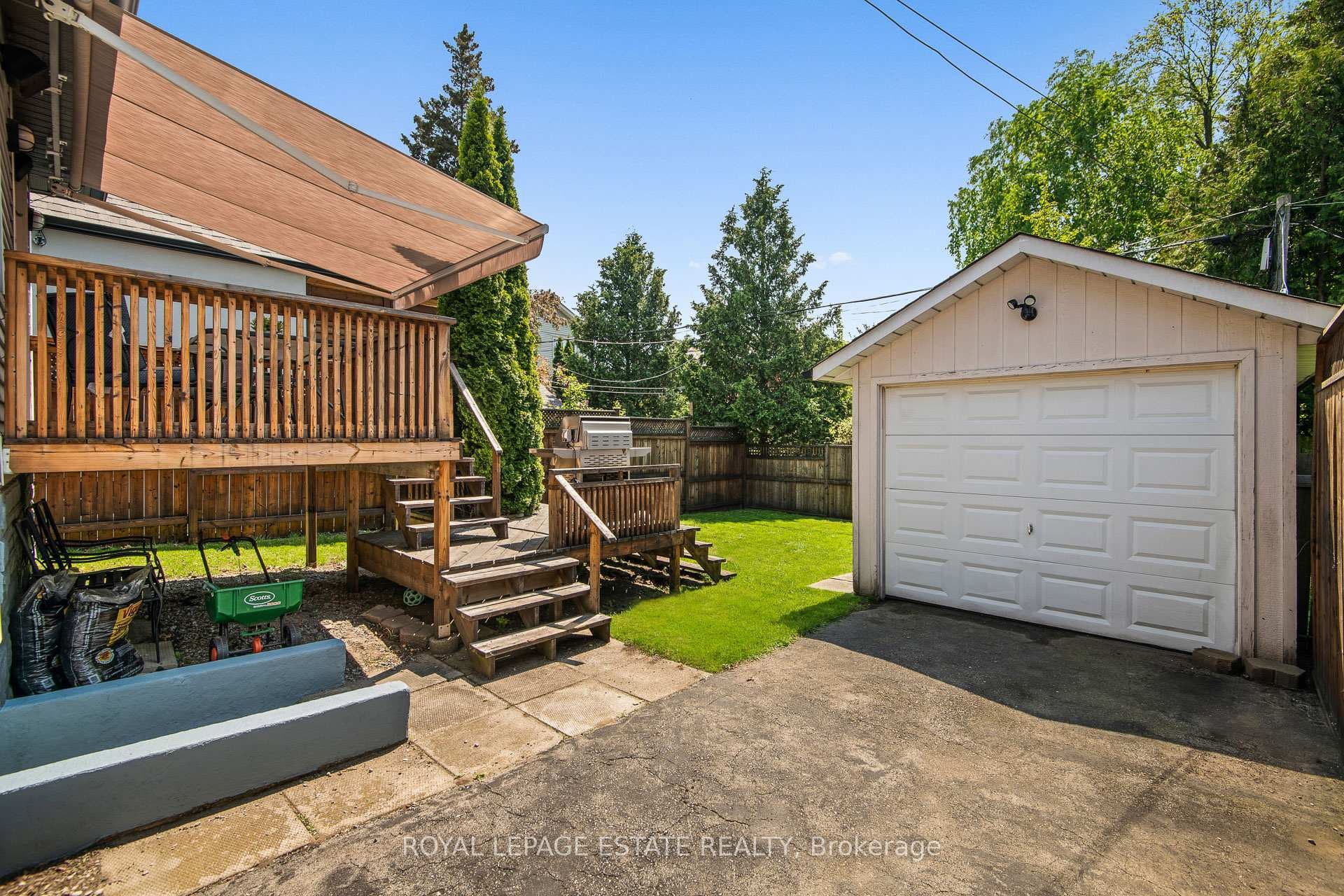 103 Memorial Park Avenue photo 35