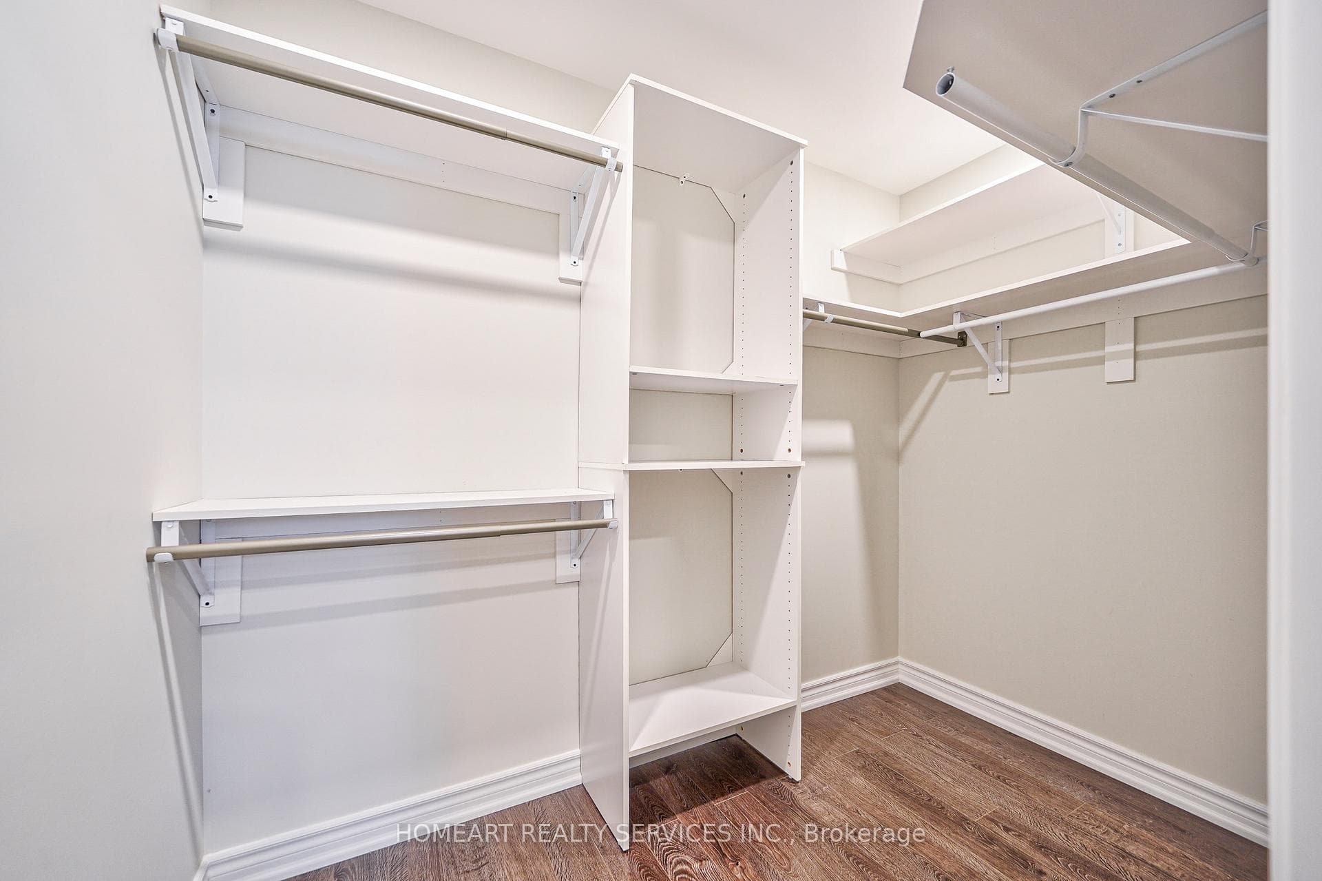 21 Alvarado Avenue photo 22