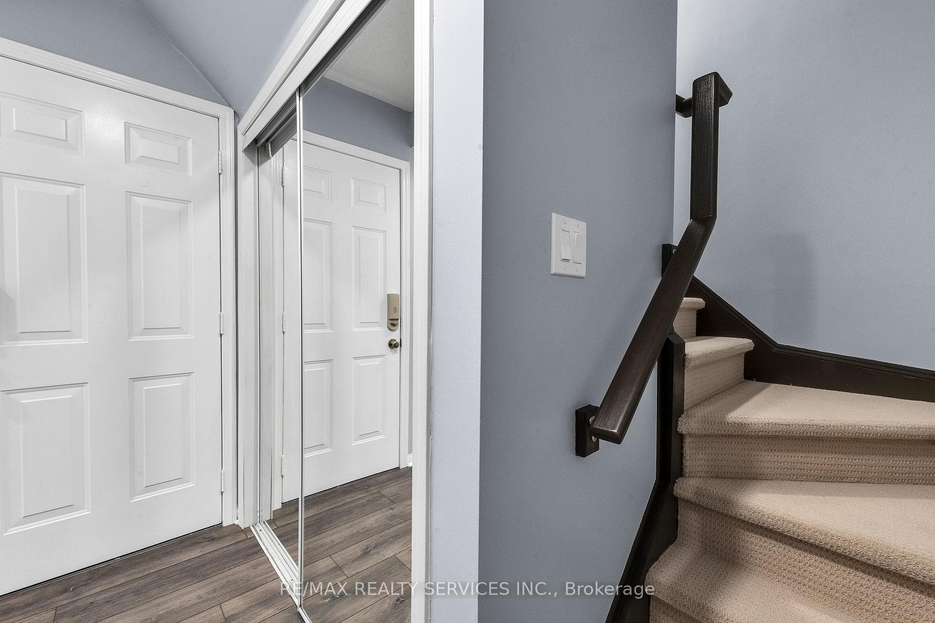 1164 Barnard Drive photo 6