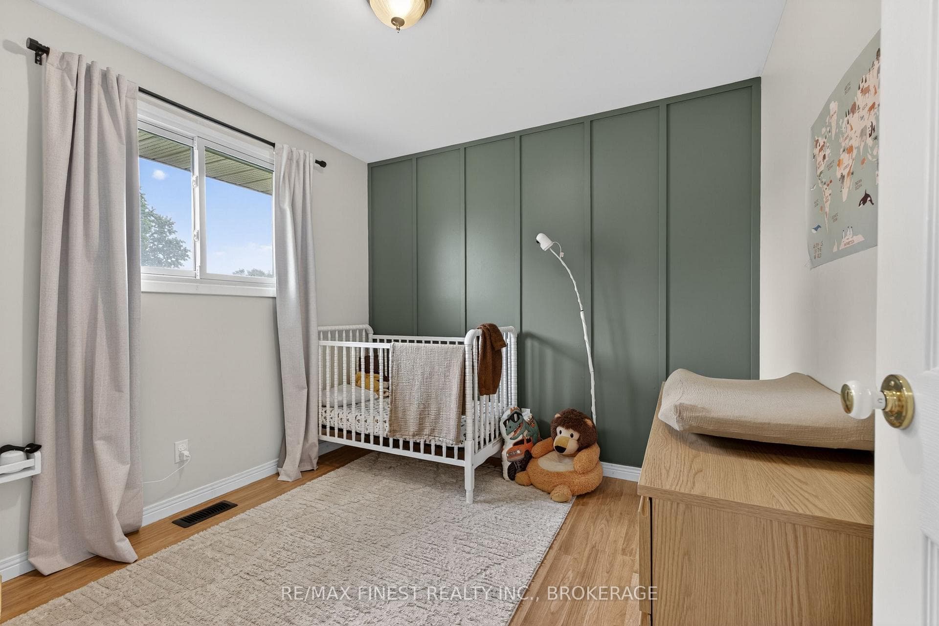 14 Chesterfield Drive photo 18