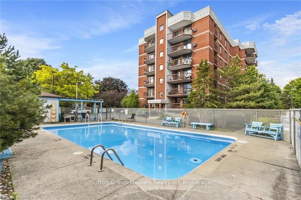 14 GREENVIEW Drive Unit 507 photo 28