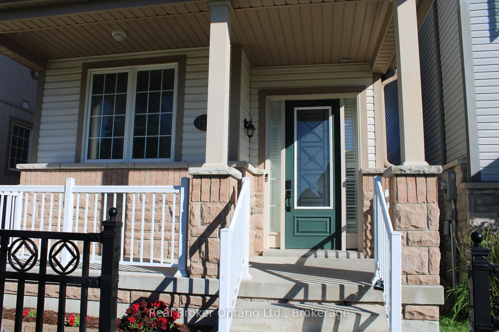 172 Mcbride Avenue photo 2