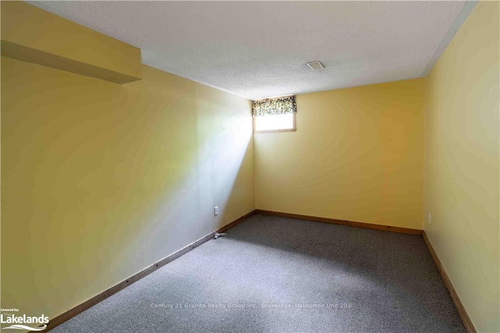 1027 BLAIRHAMPTON Road photo 38