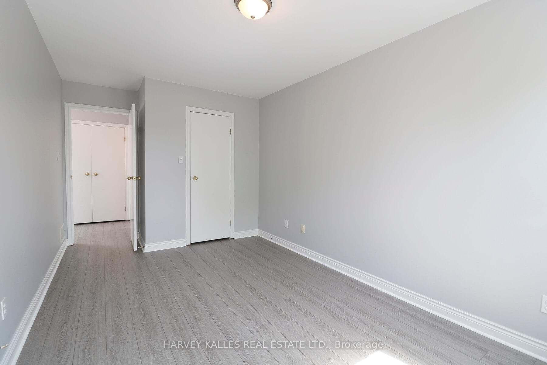 1424 Bayview Avenue Unit C photo 14