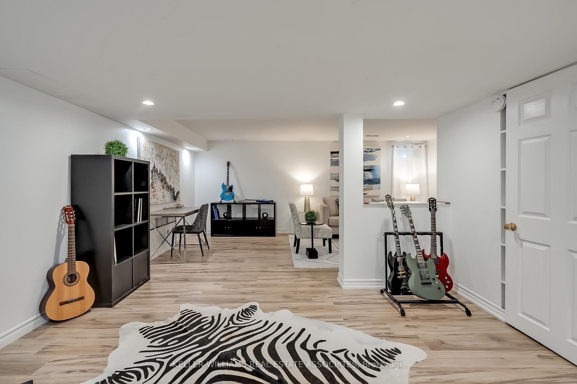 34 Dynasty Avenue Unit 13 photo 29