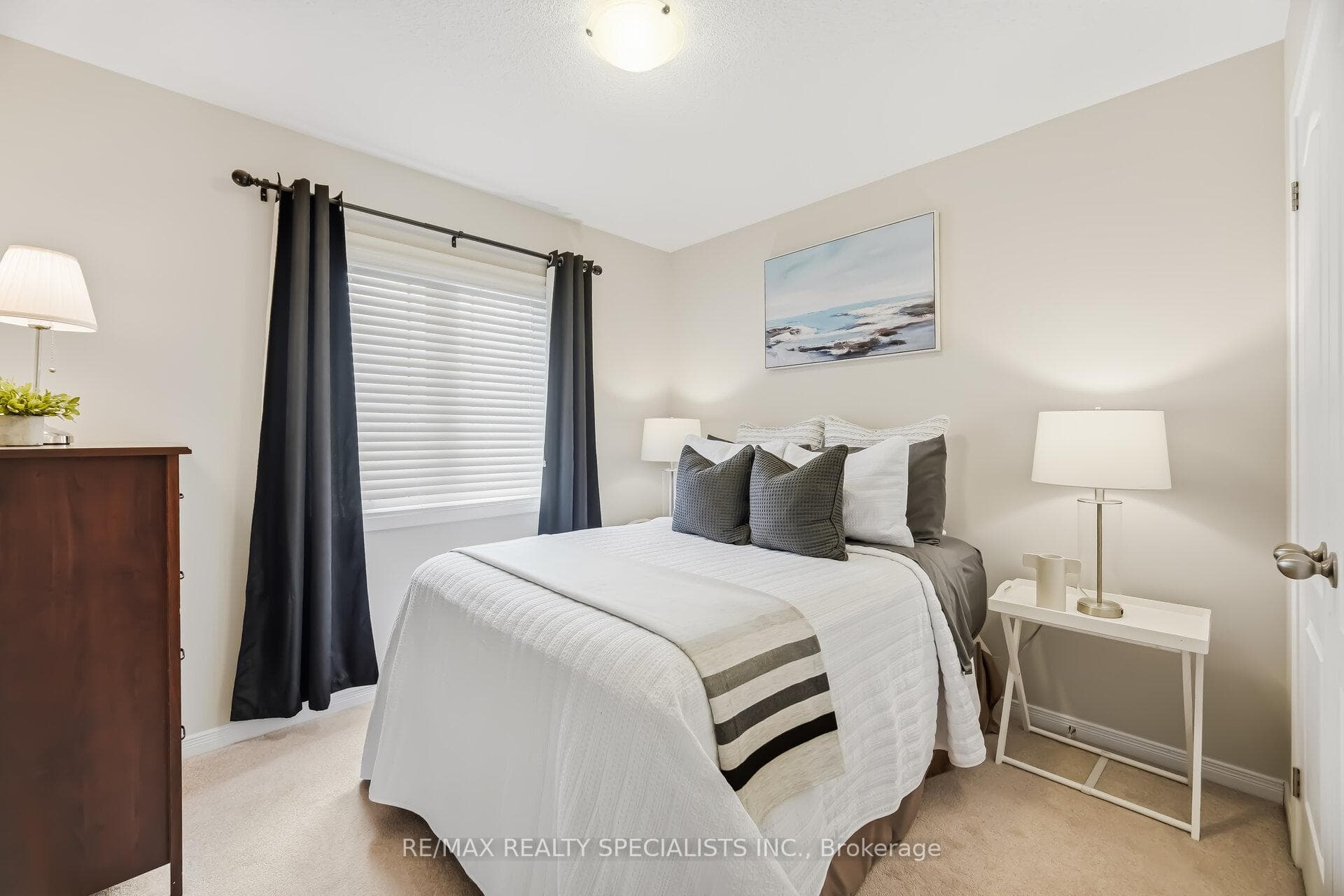 33 Birchfield Crescent photo 13