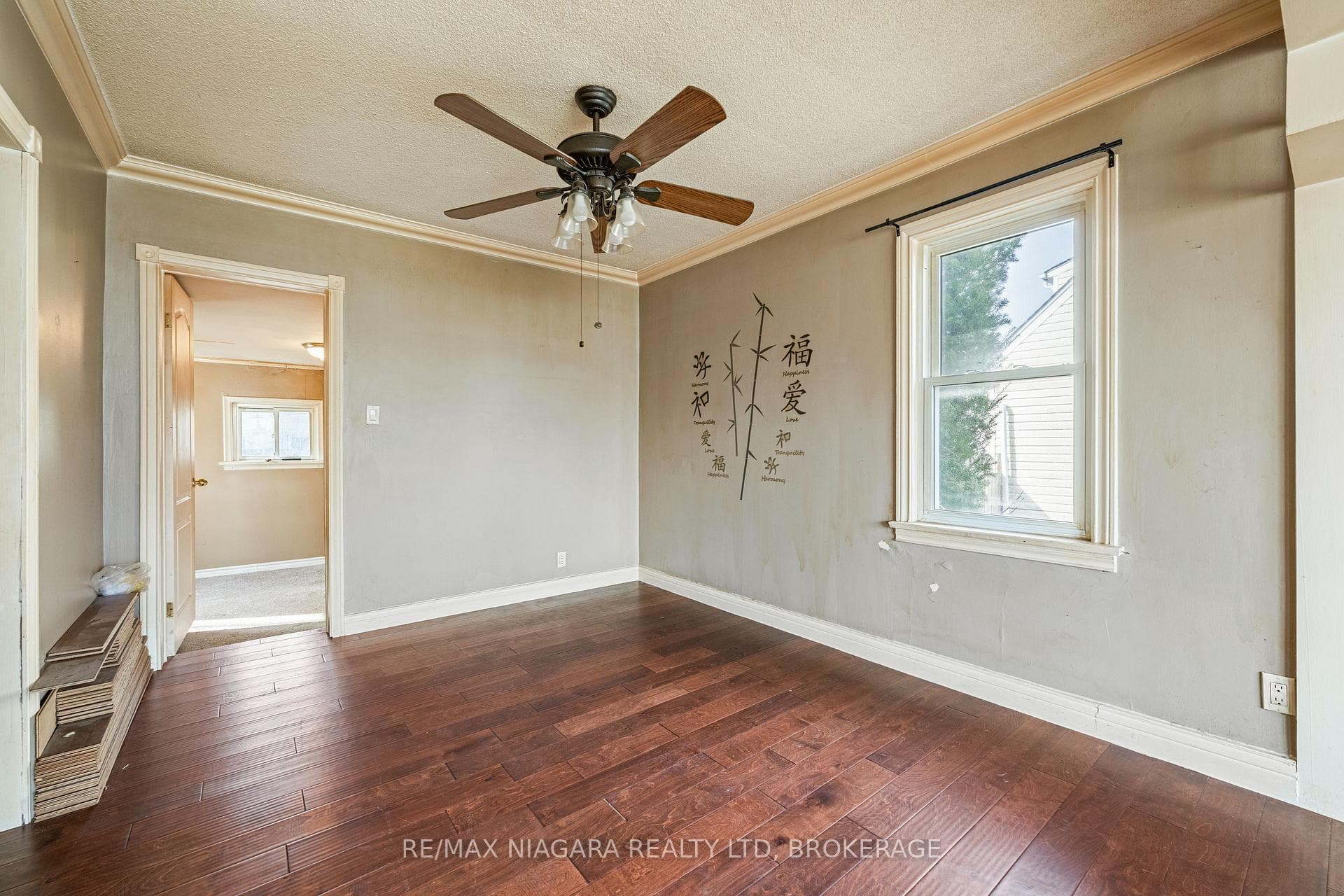 12 Admiral Road photo 13