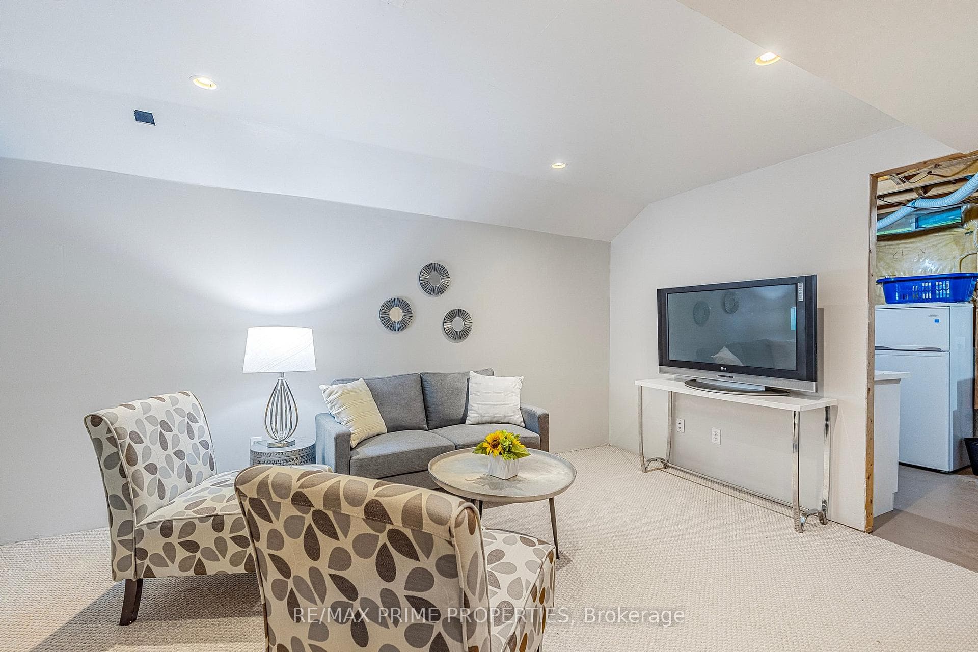 37 Mainprize Crescent photo 31