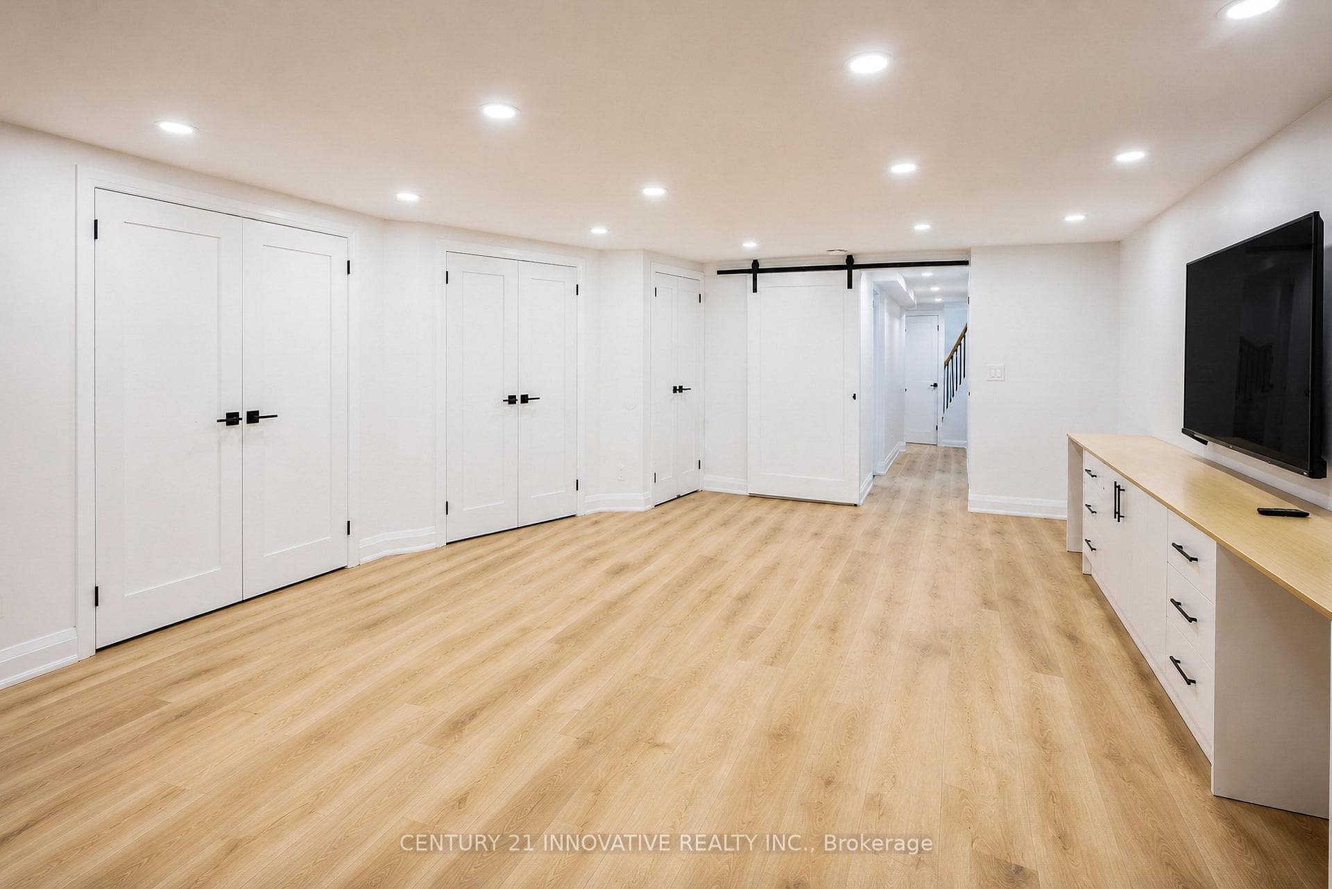 2451 Bridletowne Circle Unit 19 photo 28