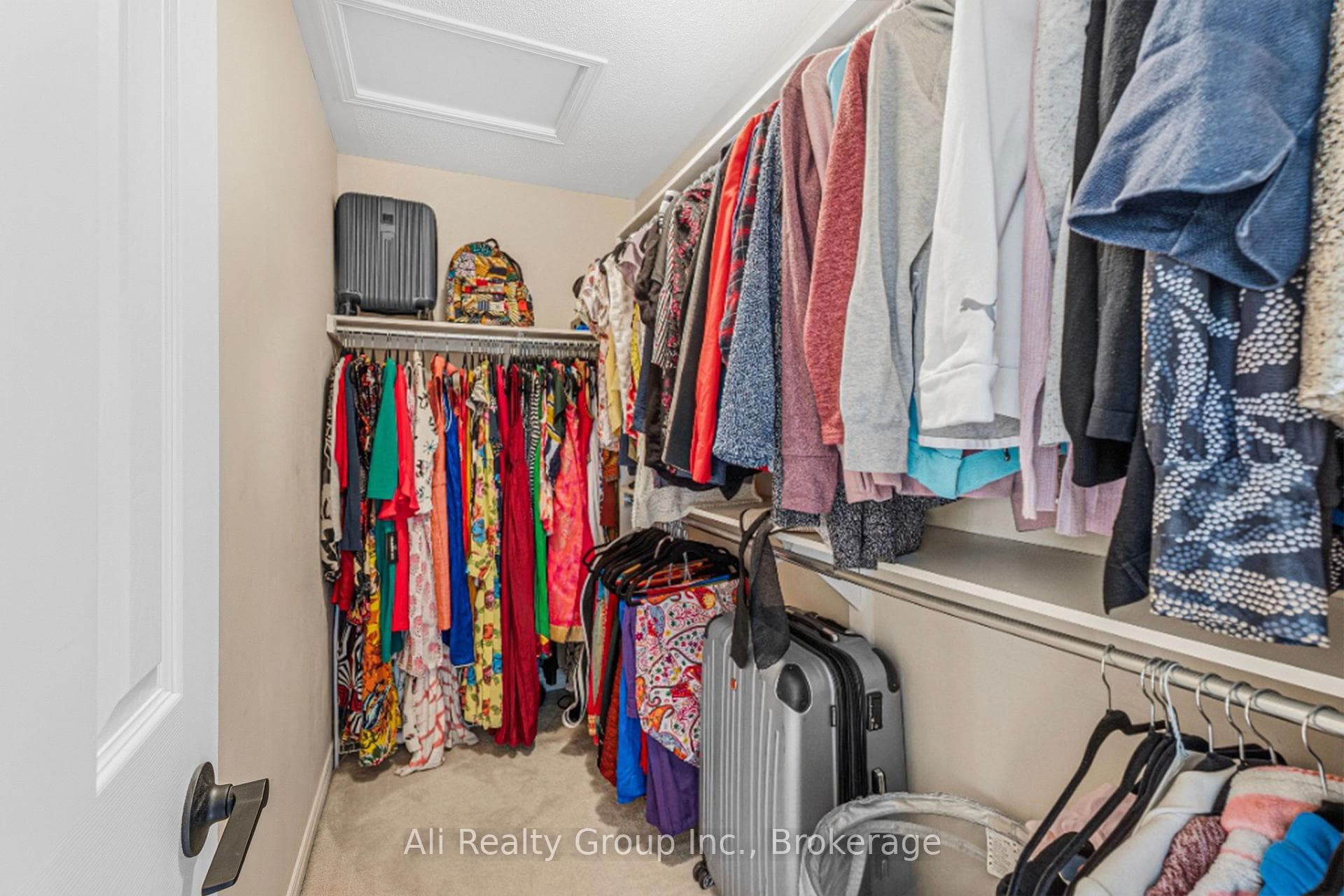 132 Grenadier Way Unit A photo 13