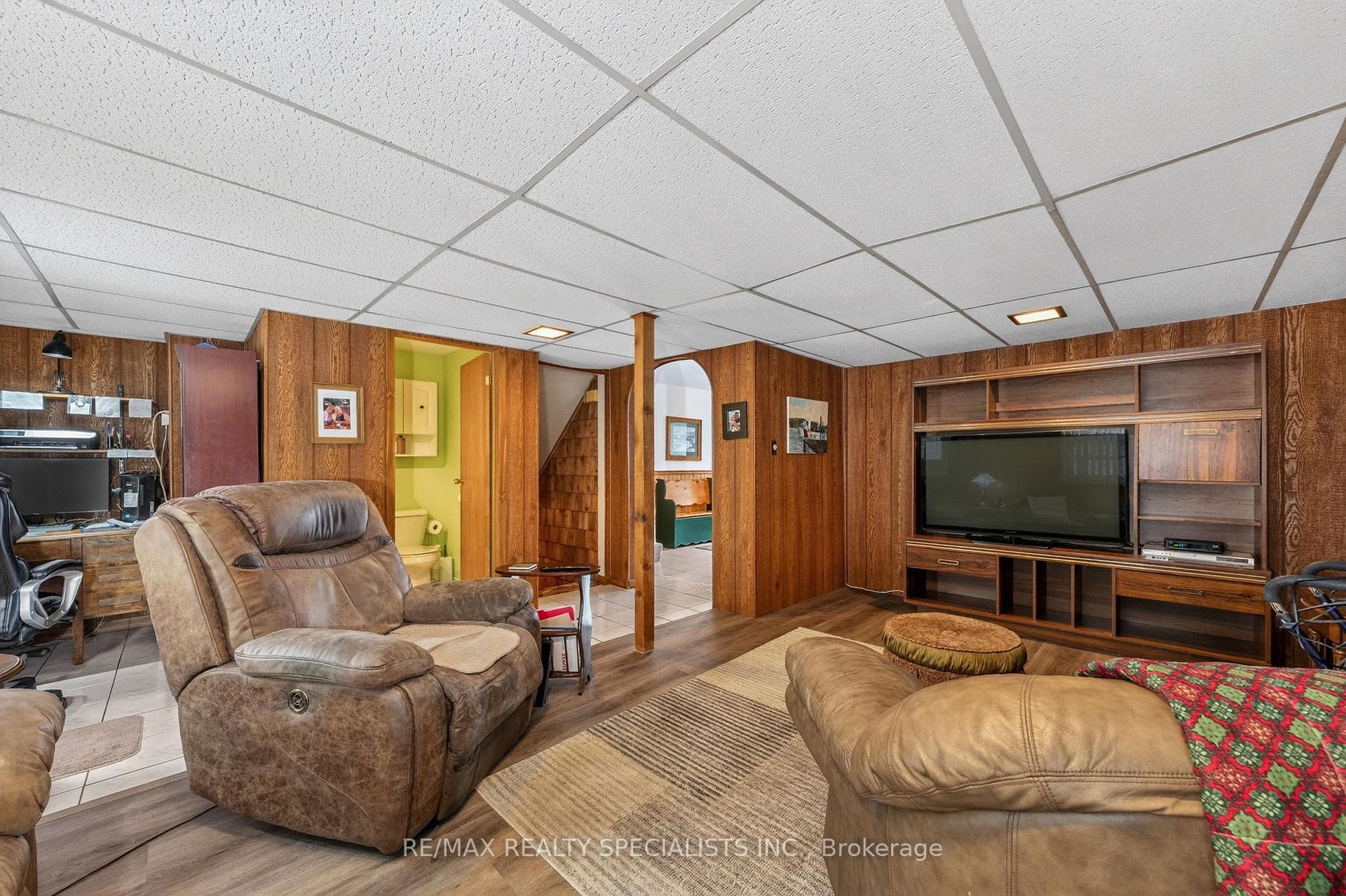 61 Moore Park Crescent photo 22