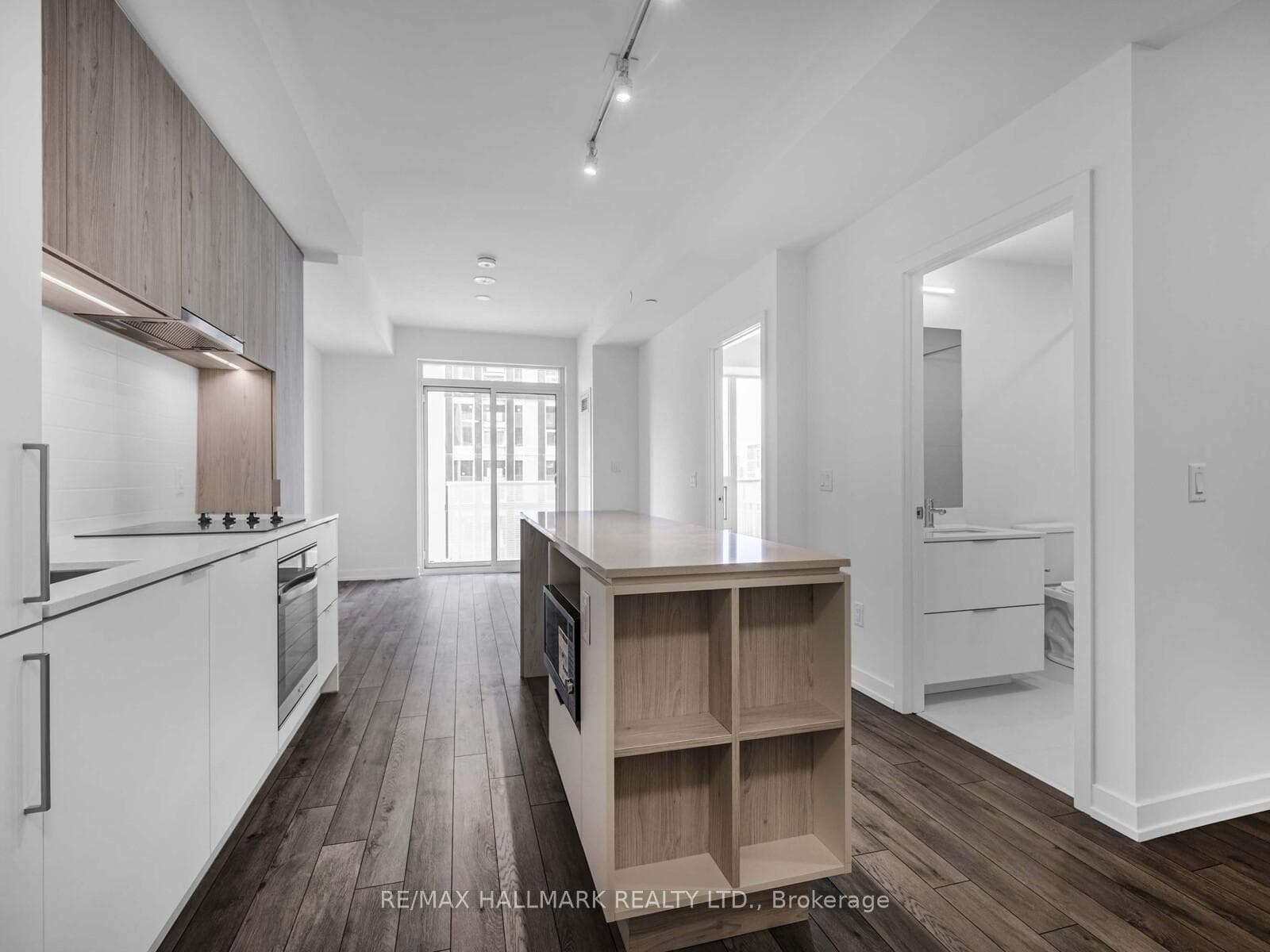 89 Church Street Unit 3702 photo 3