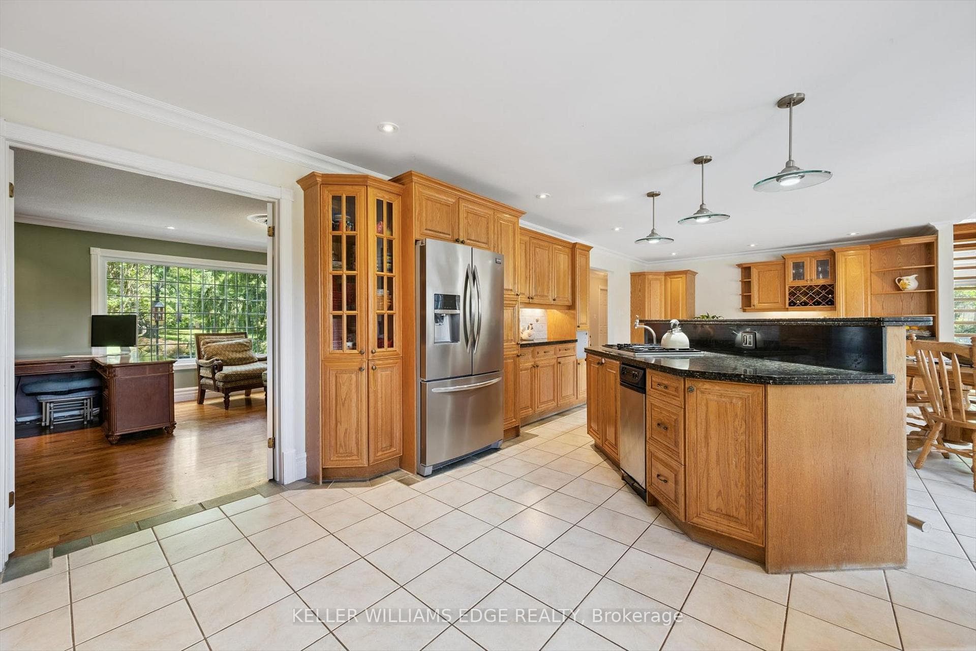 57 Kennedy Road photo 9