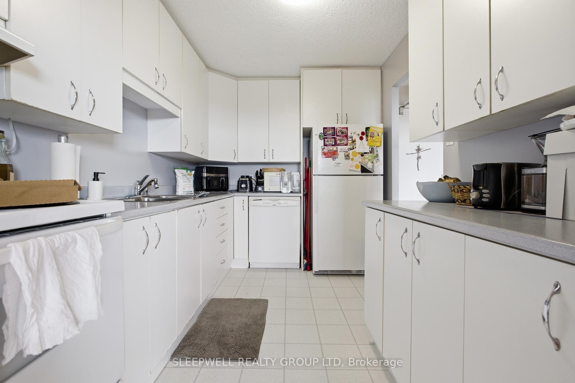 665 Bathgate Drive Unit 712 photo 7