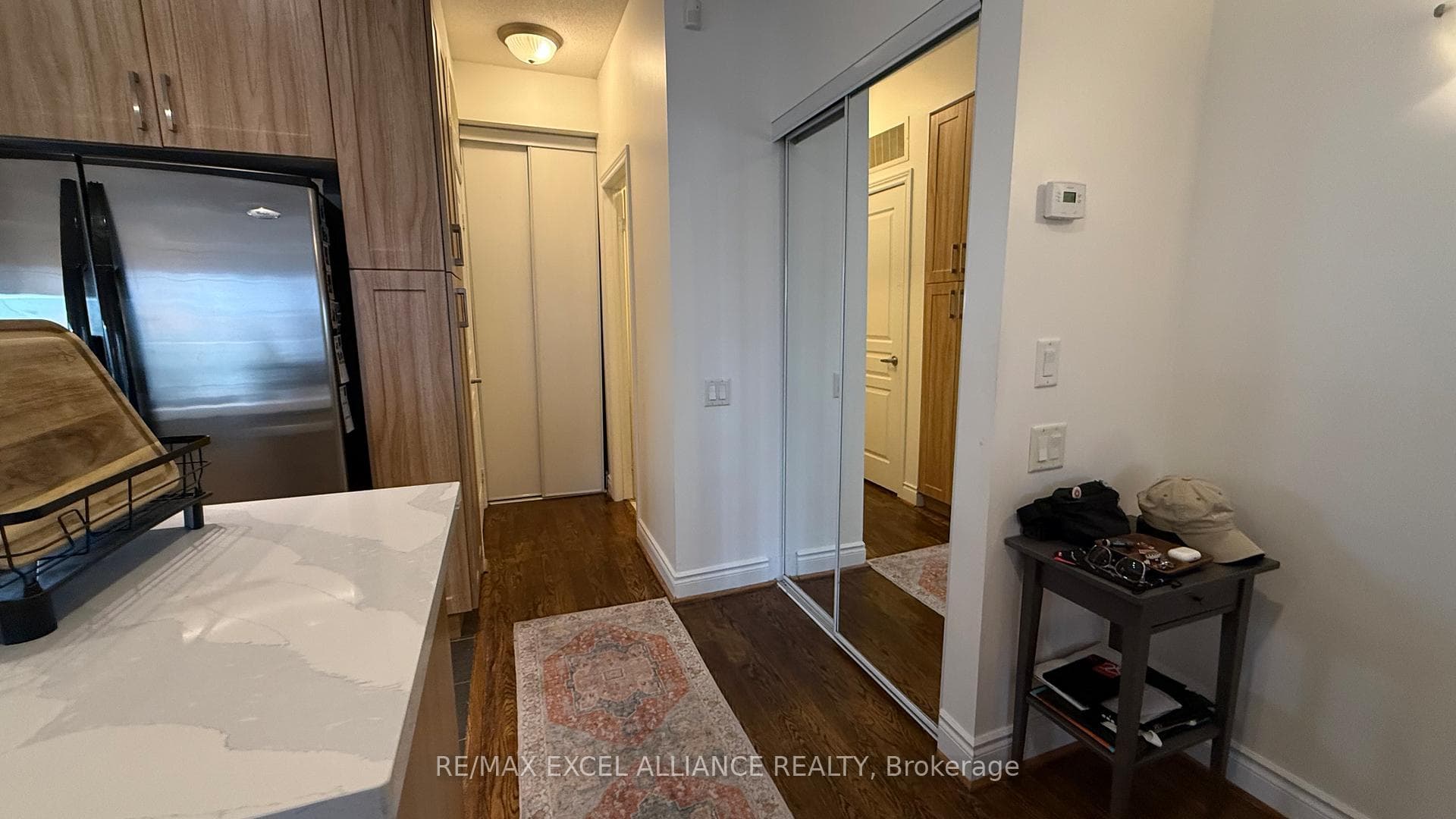 428 Kenneth Avenue Unit 2 photo 8