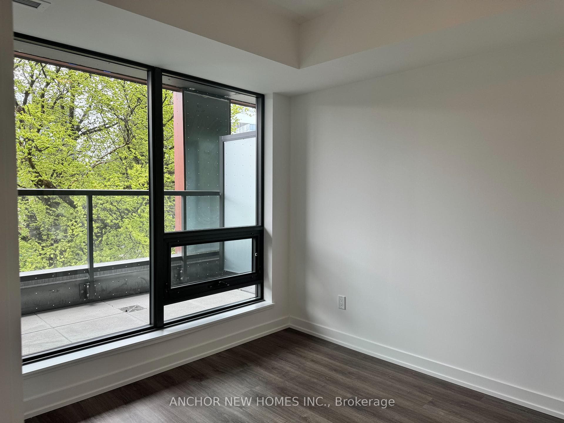 28 Eastern Avenue Unit 216 photo 5
