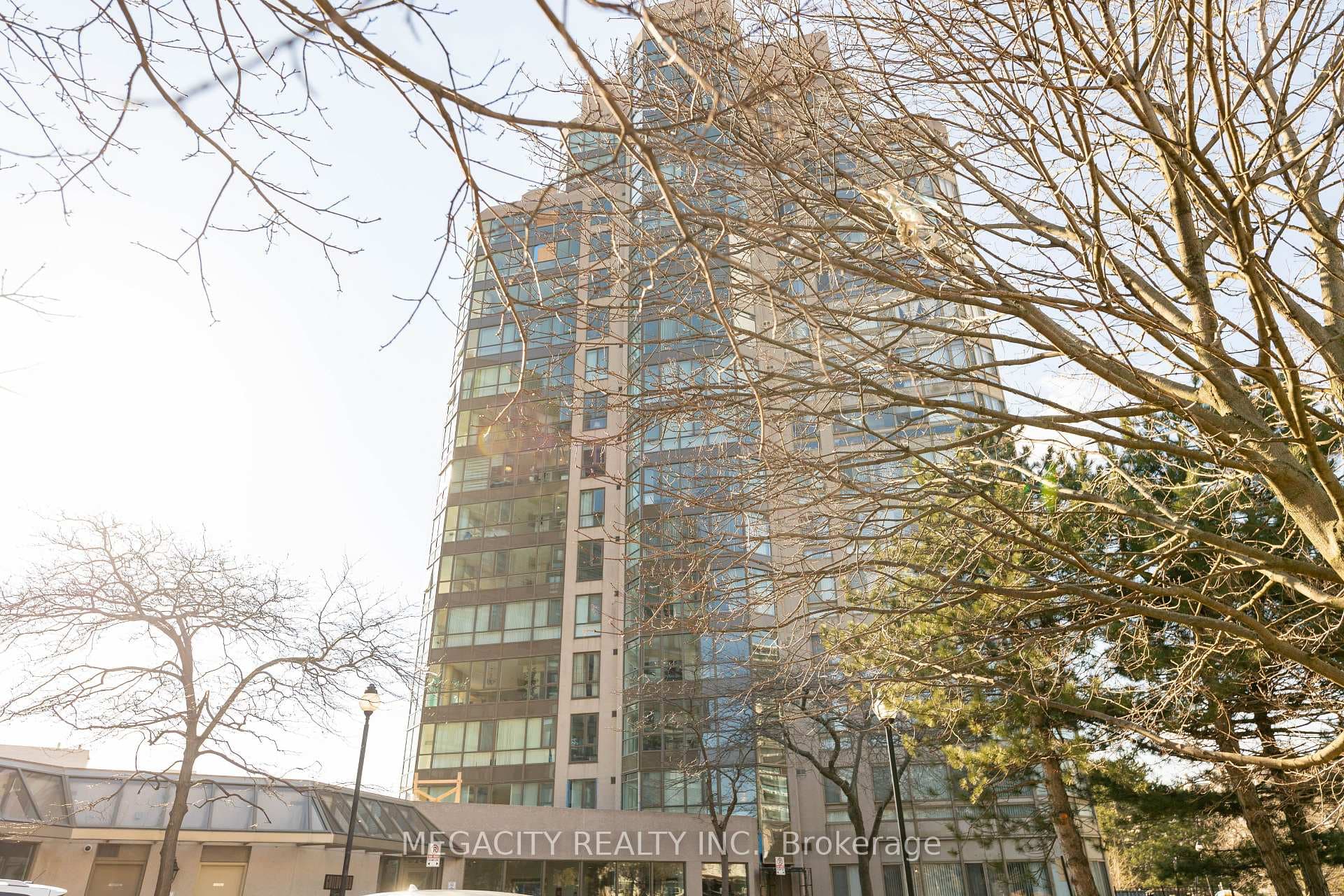 3231 Eglinton Avenue Unit 501 photo 40