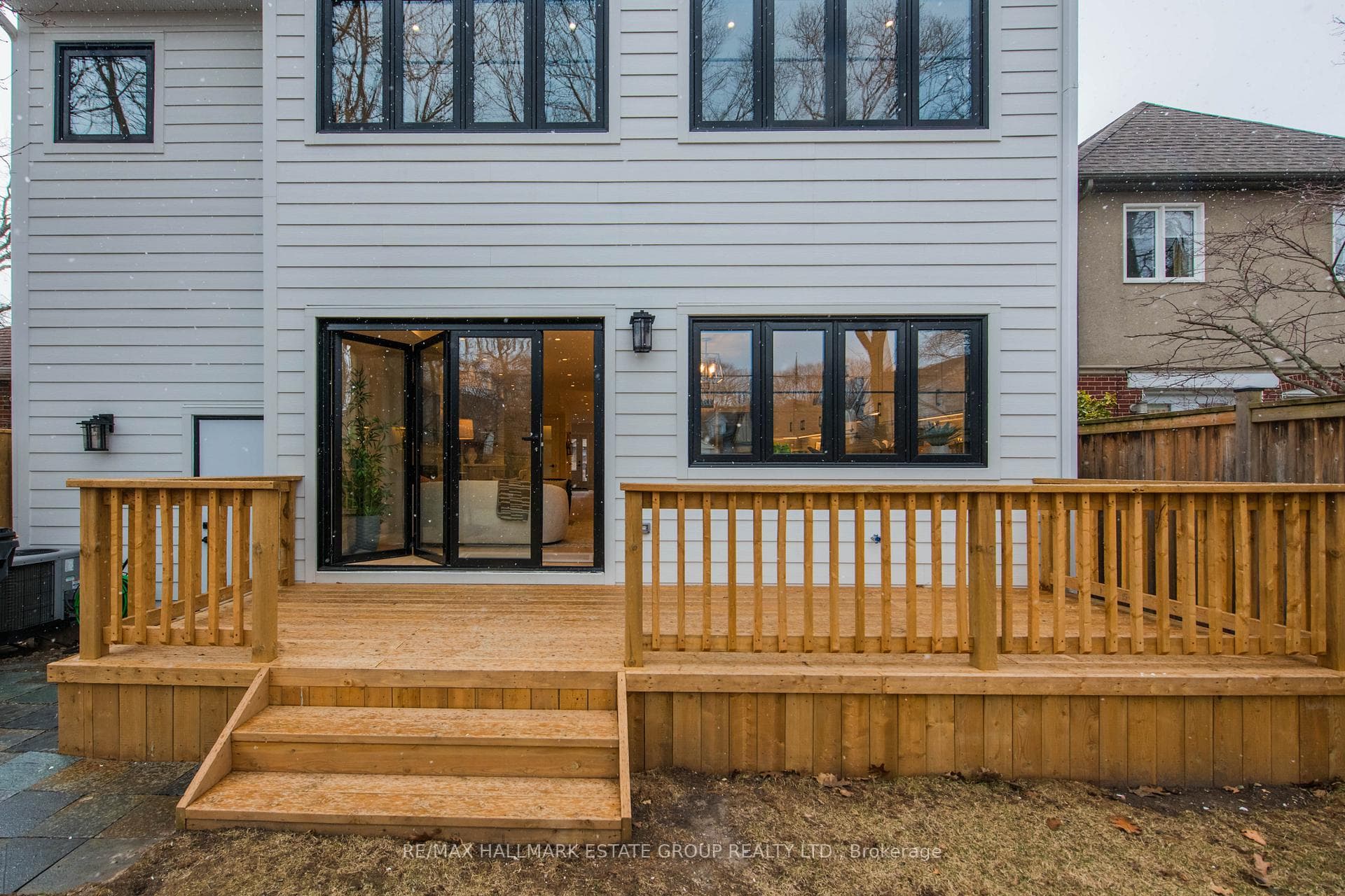 7 Ferncroft Drive photo 44
