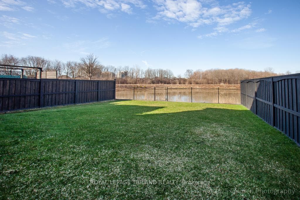 2901 Heardcreek Trail photo 13