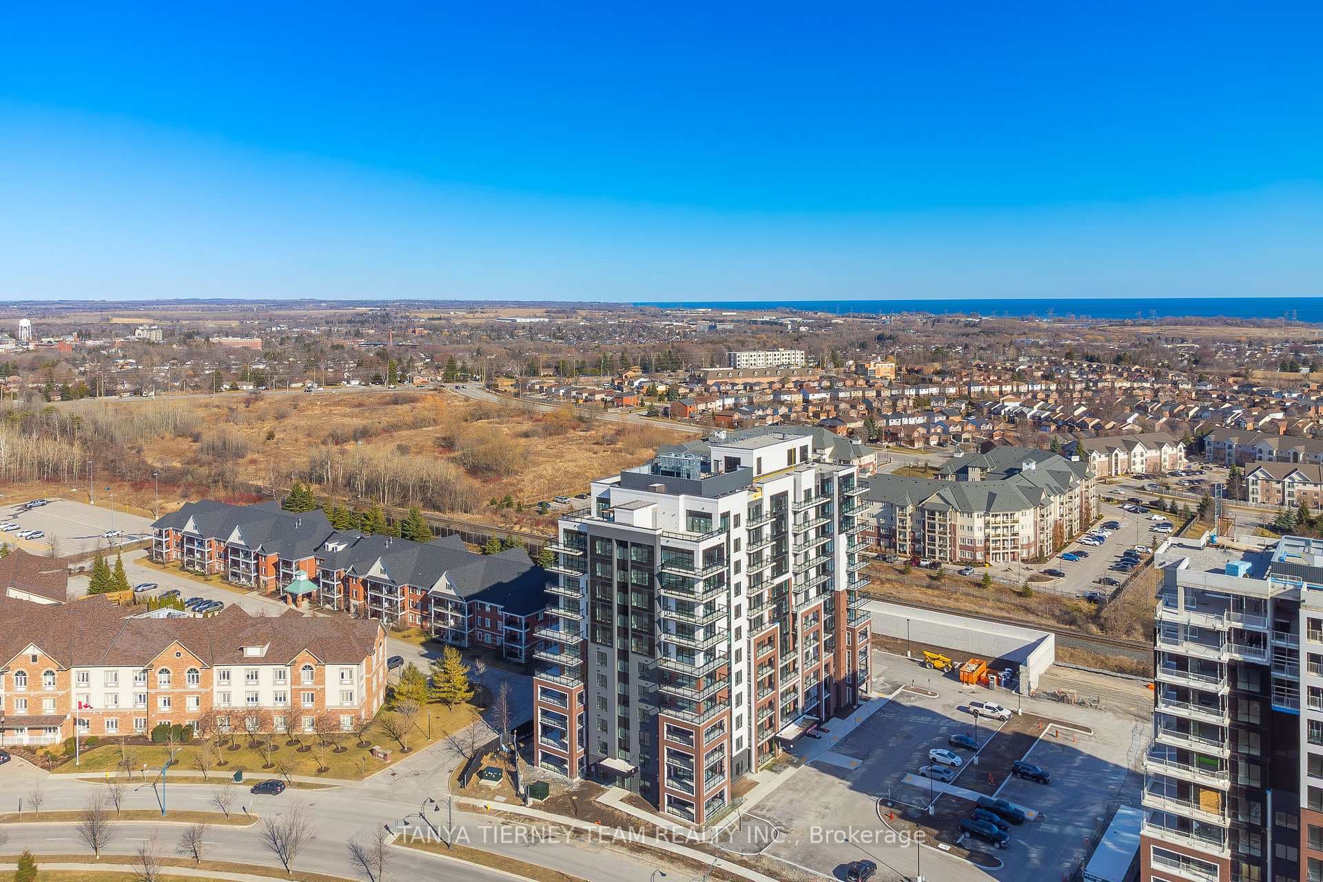 55 Clarington Boulevard Unit 608 photo 1