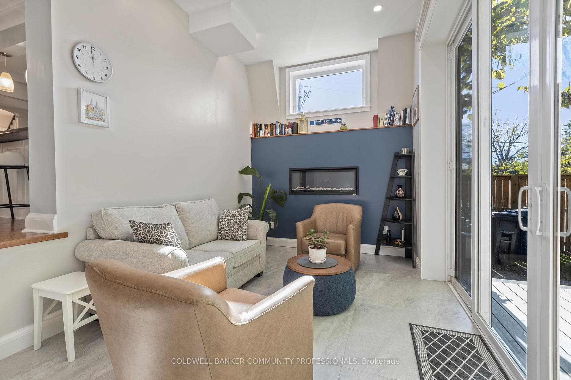 2 Lankin Boulevard photo 20