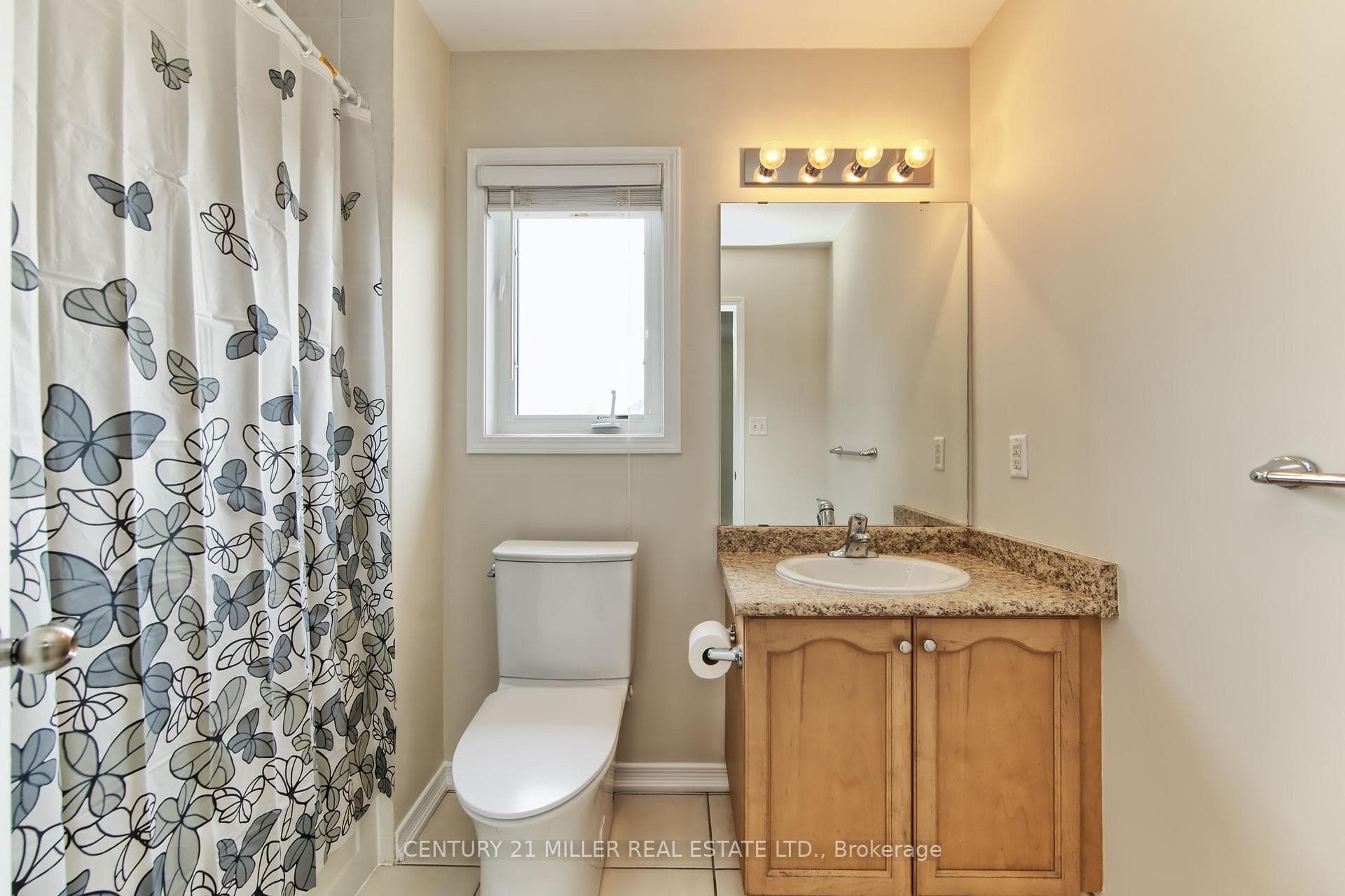126 Merrilee Crescent photo 19