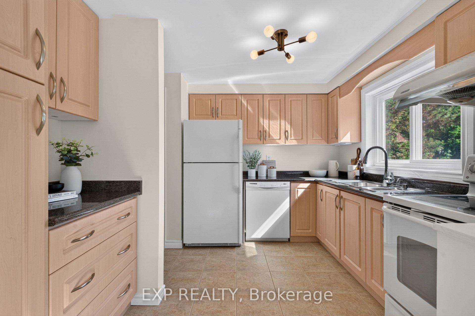 38 Rusty Crestway N/A photo 19