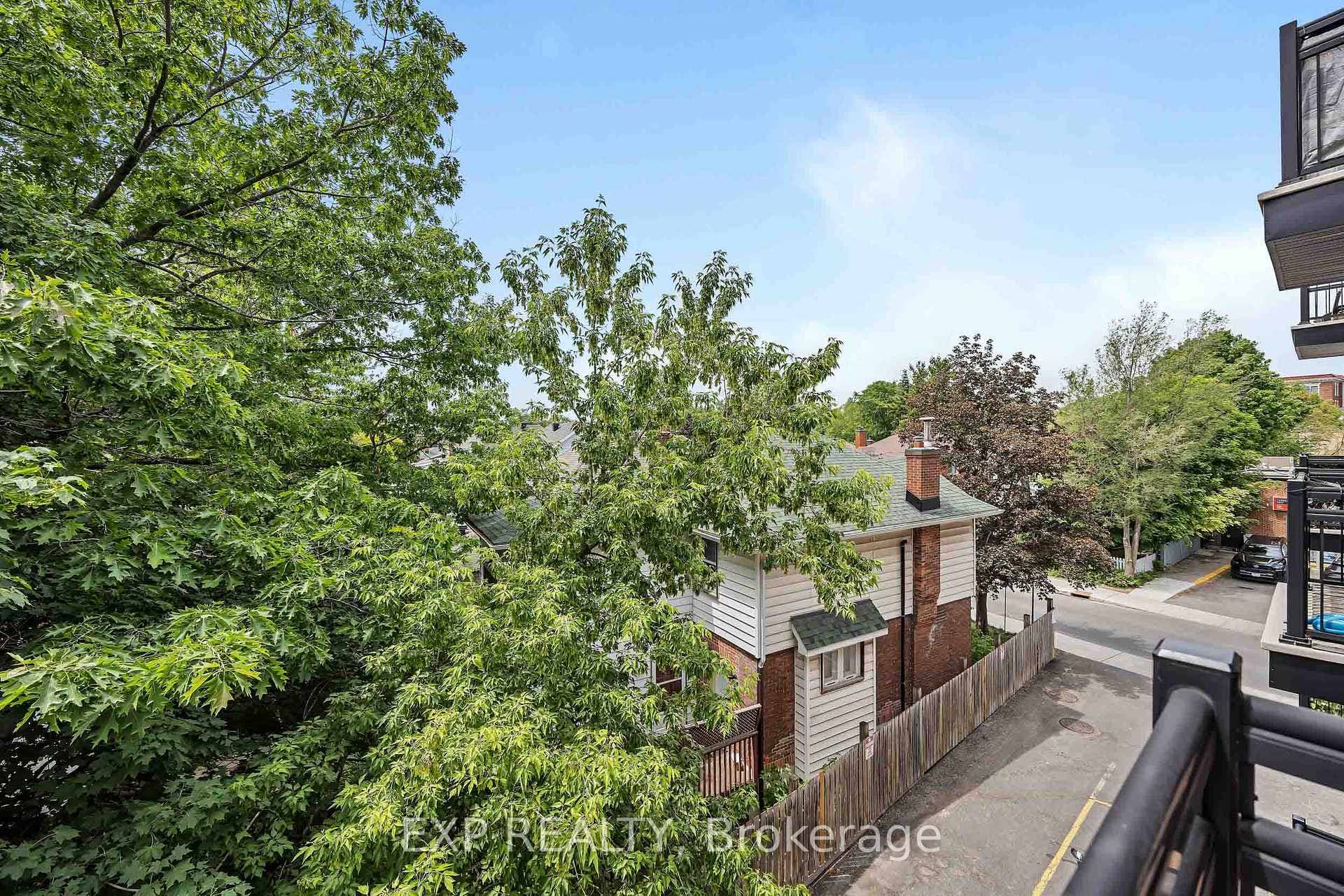 6 Grove Avenue Unit 305 photo 16