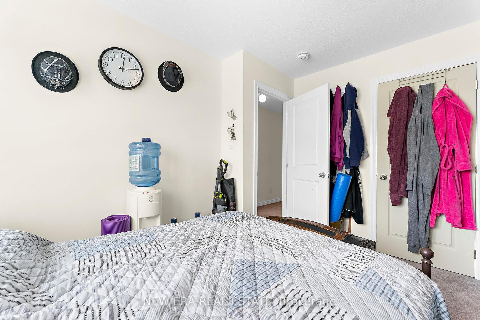 125 Diana Drive photo 16