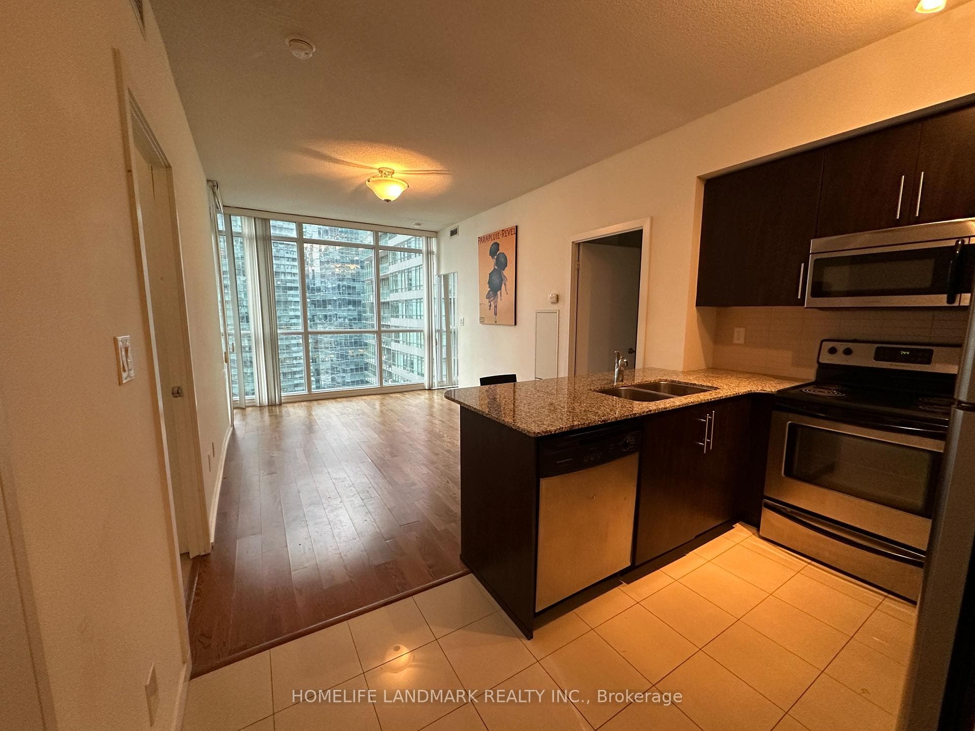 65 Bremner Boulevard Unit 2701 photo 4