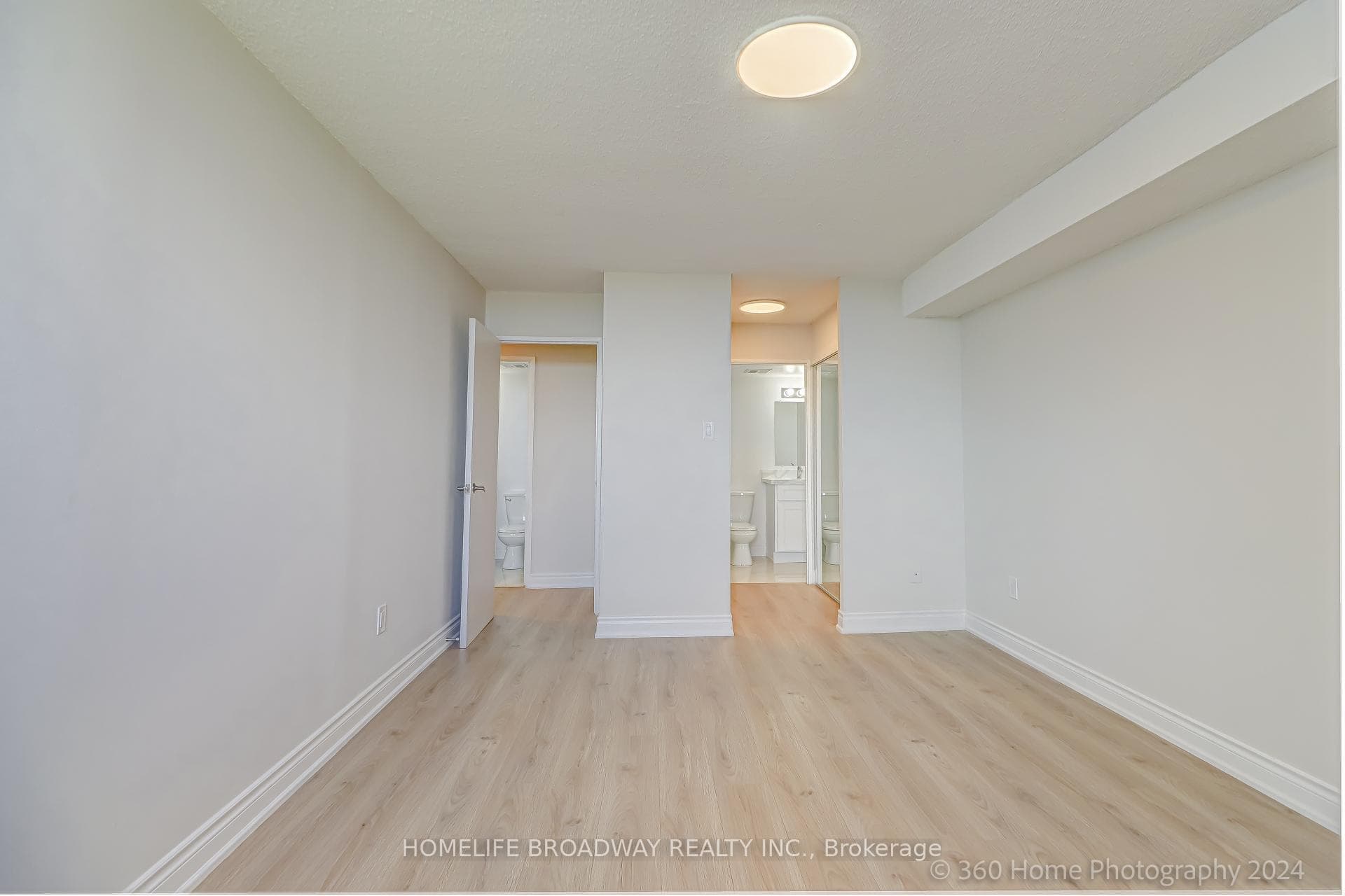 100 Wingarden Court Unit 1906 photo 17