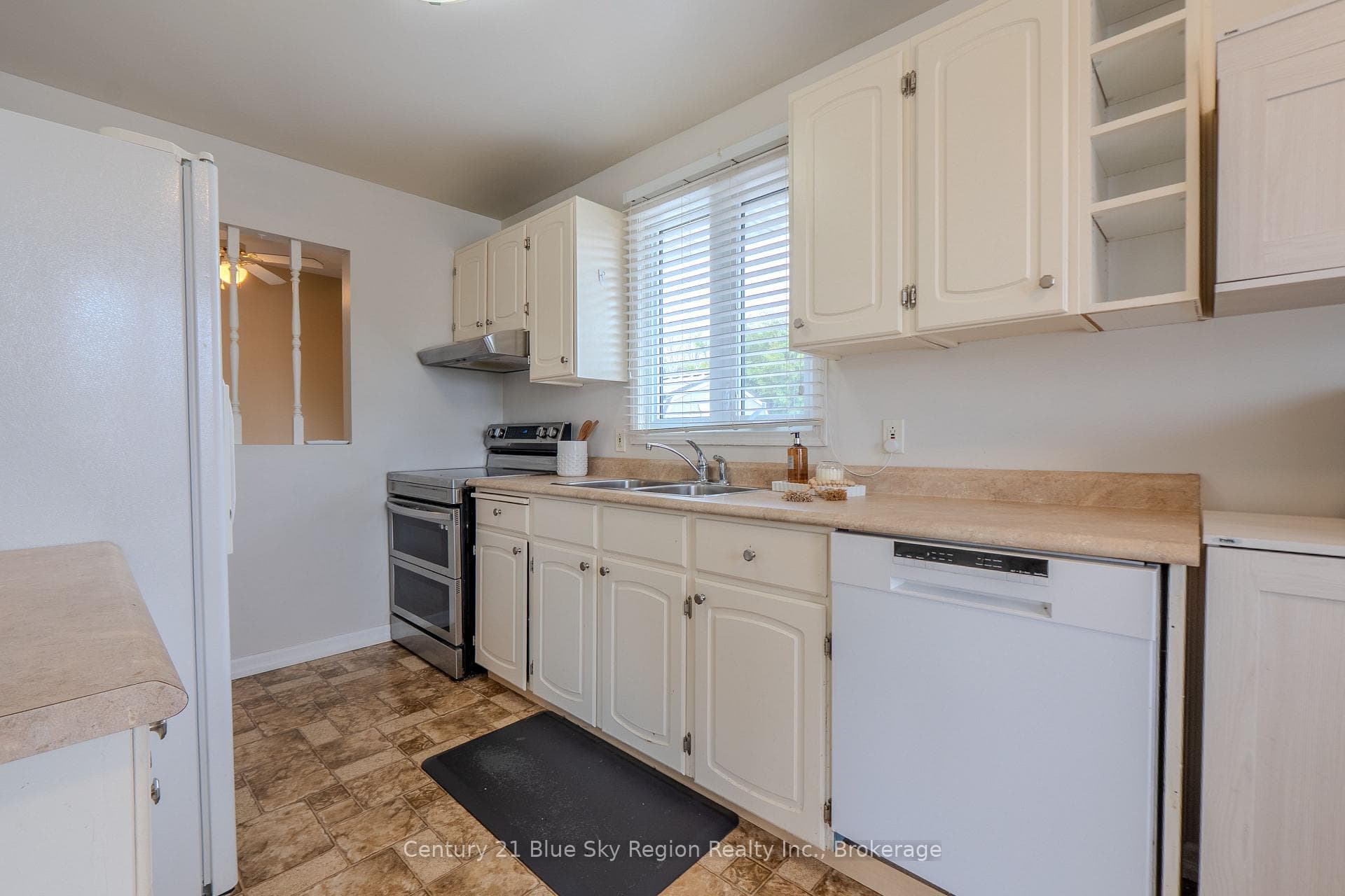 30 Harris Drive photo 12