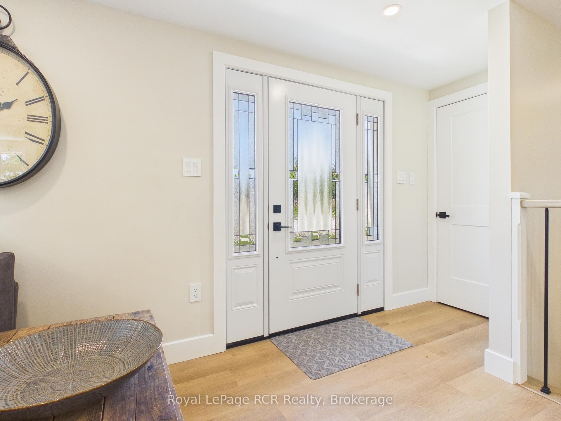 25 Inverlyn Crescent photo 6