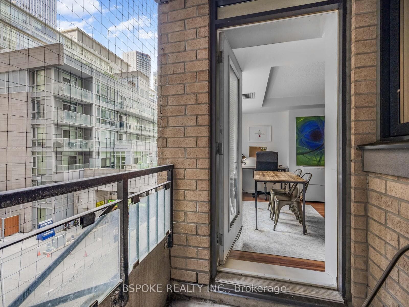 140 Simcoe Street Unit 304 photo 16
