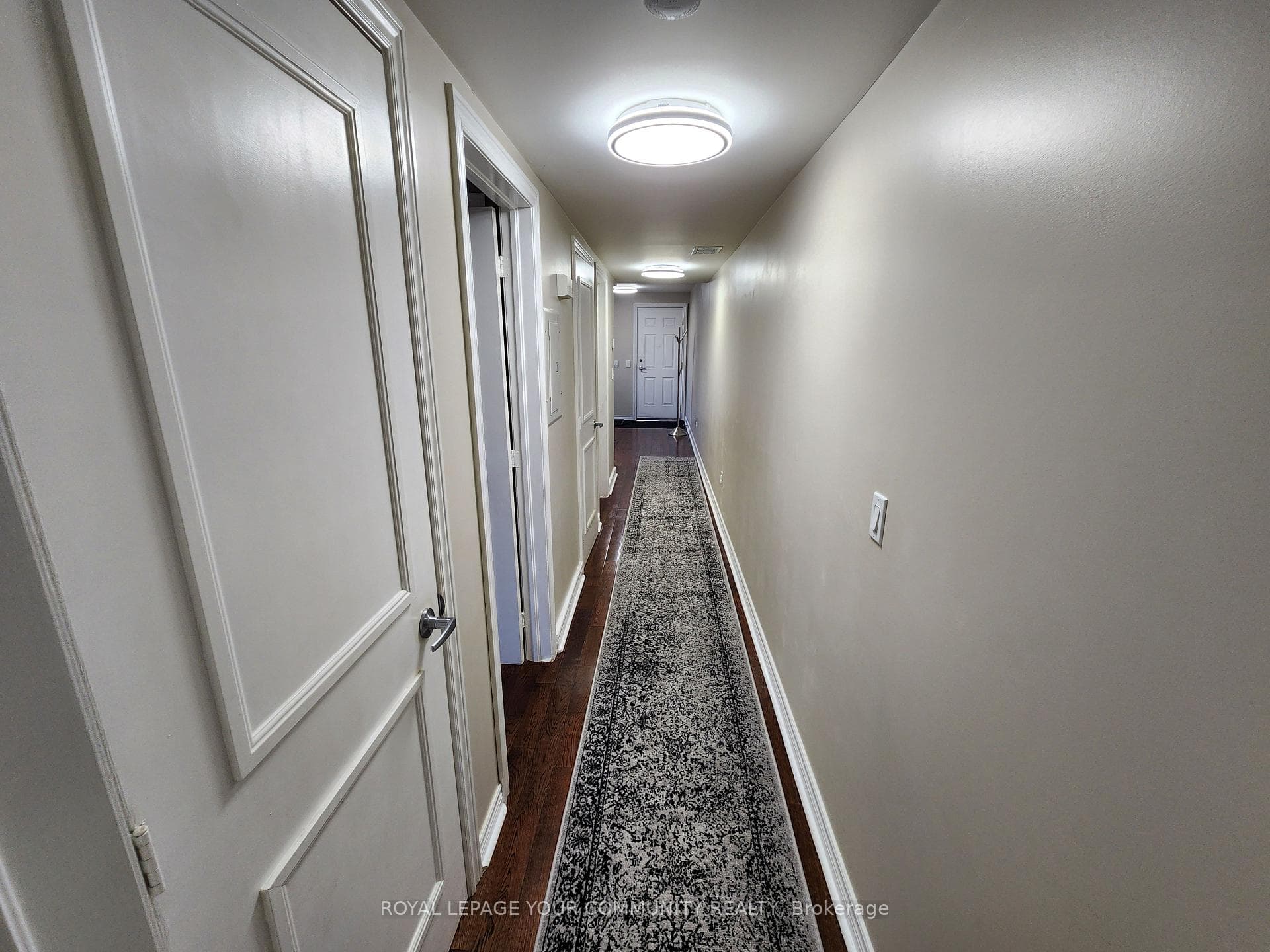 80 Aerodrome Crescent Unit 202 photo 30