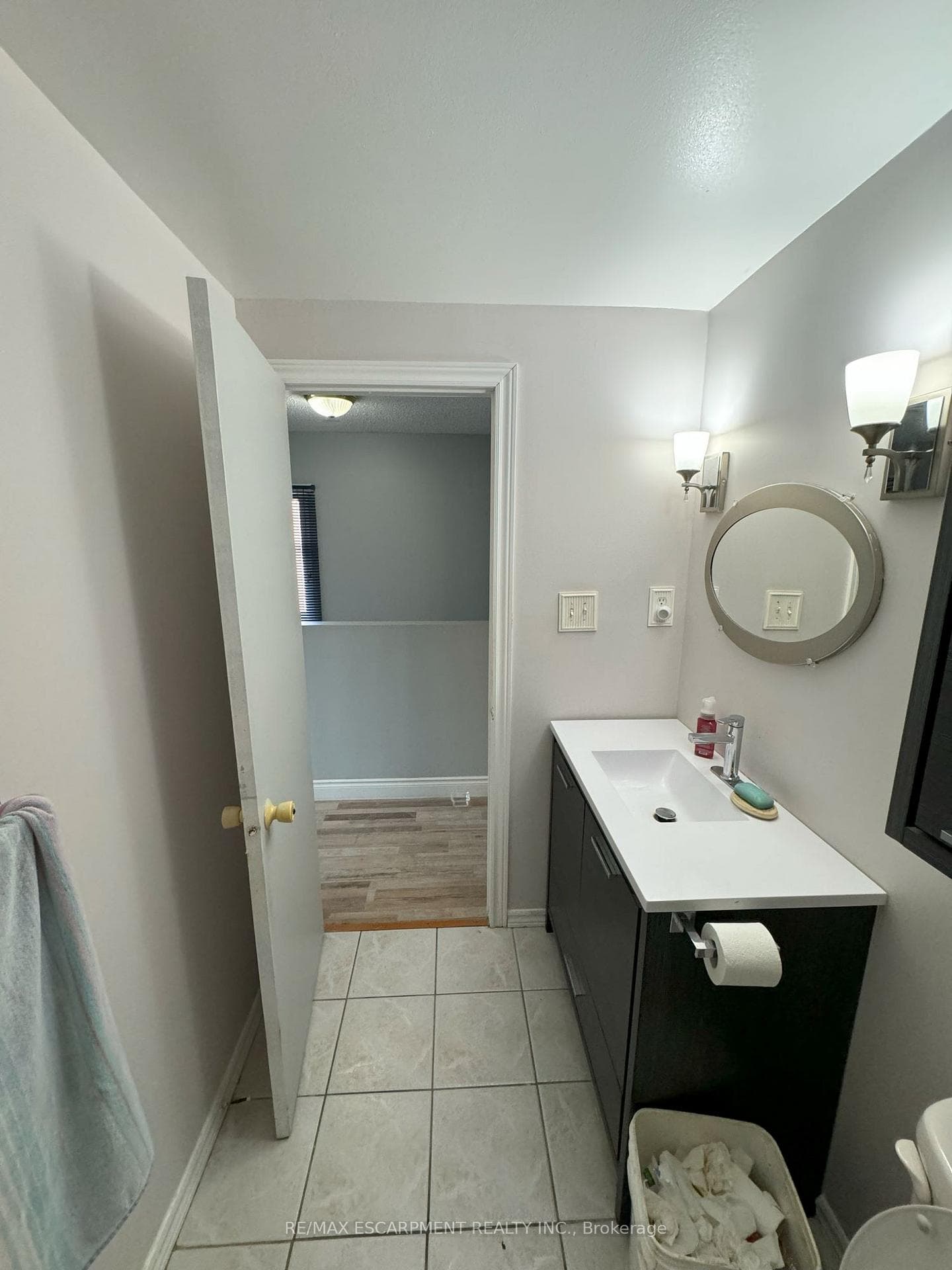 400 East 21st Street photo 17