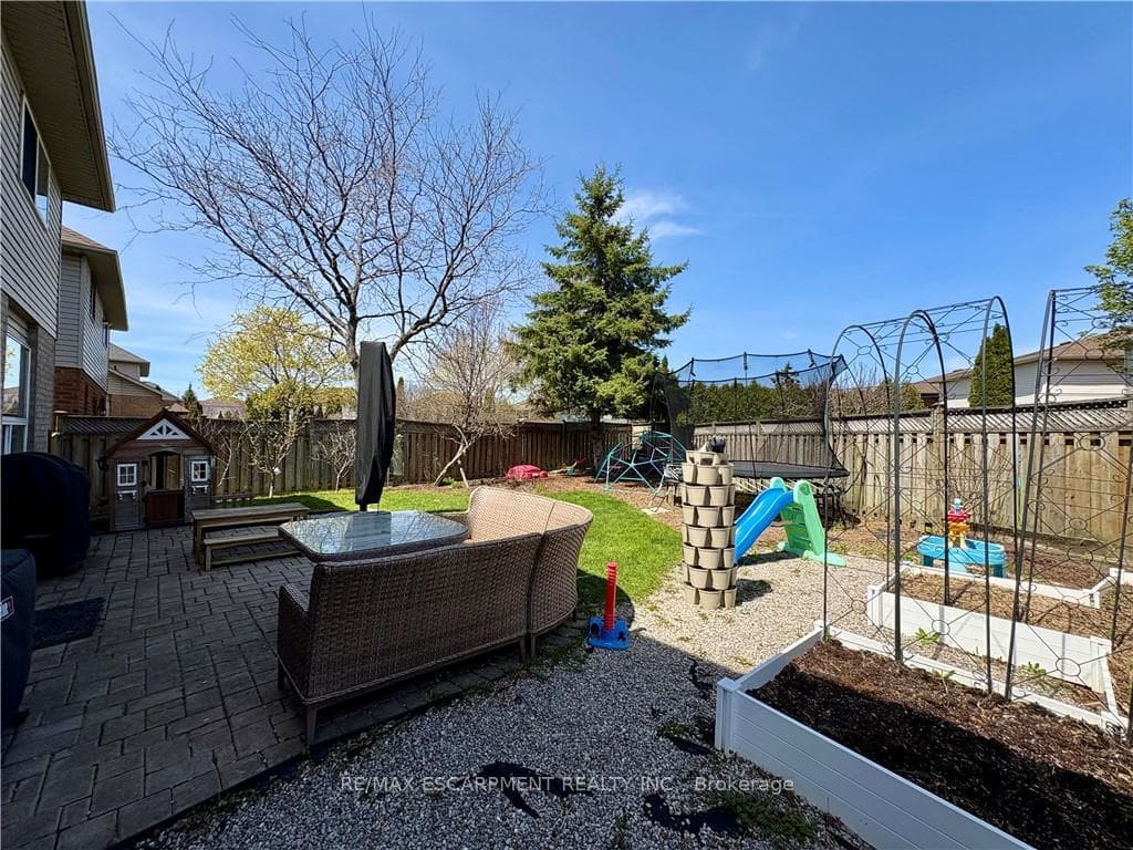 191 Hawkswood Trail photo 45
