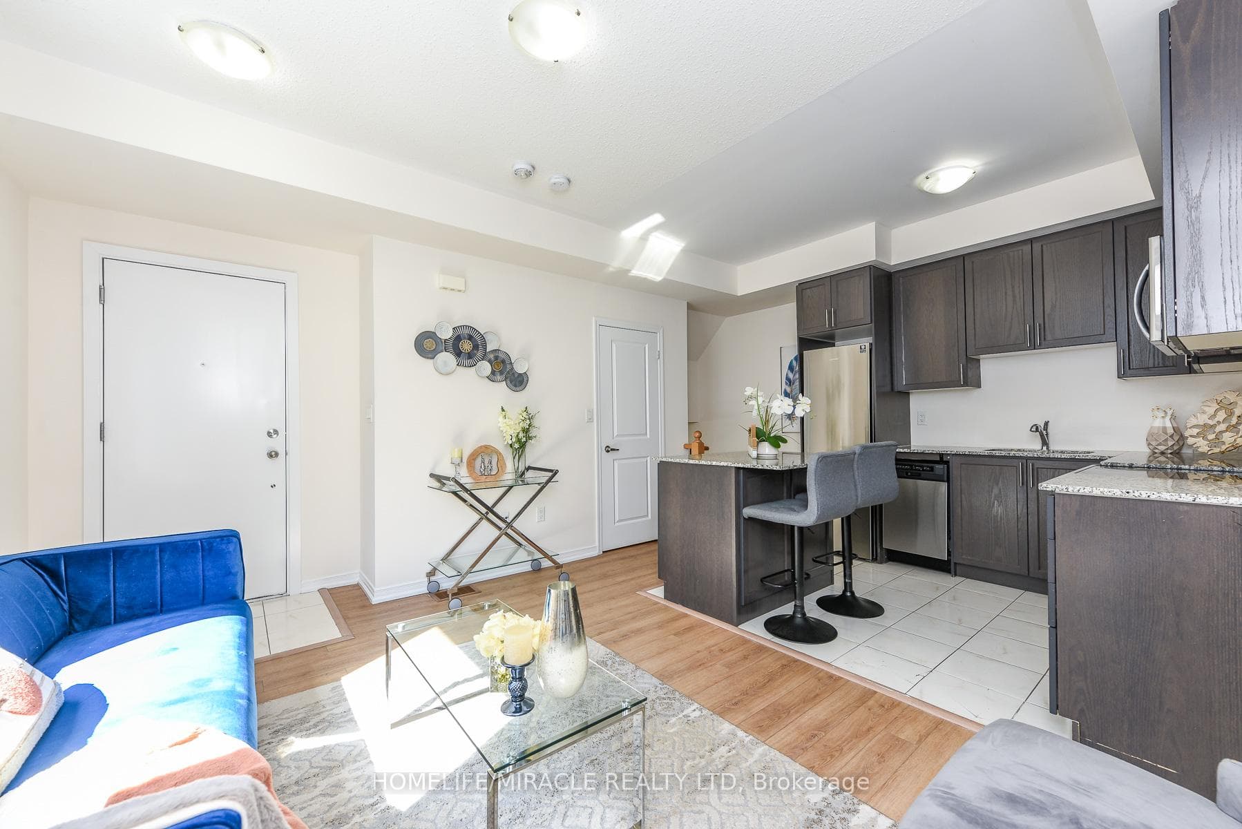 32 Fieldway Road Unit 122 photo 9