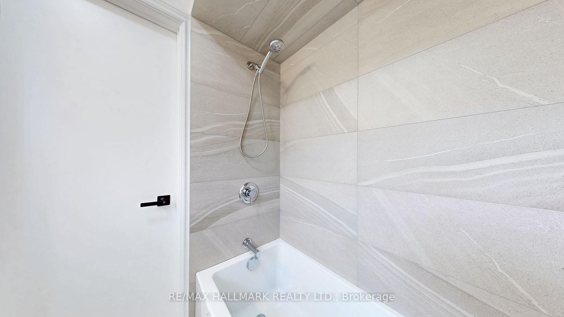 663 Sheppard Avenue Unit #2 Main photo 15