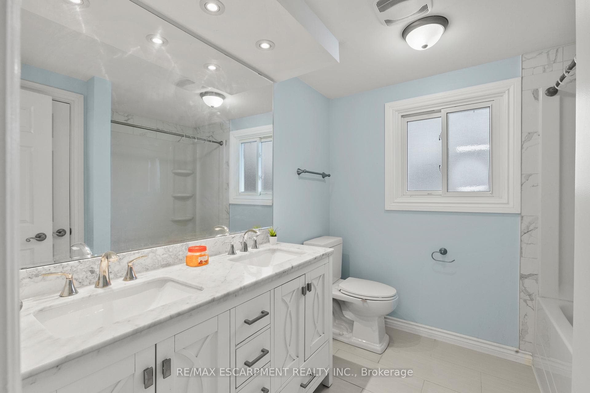 8 Coleman Court photo 20