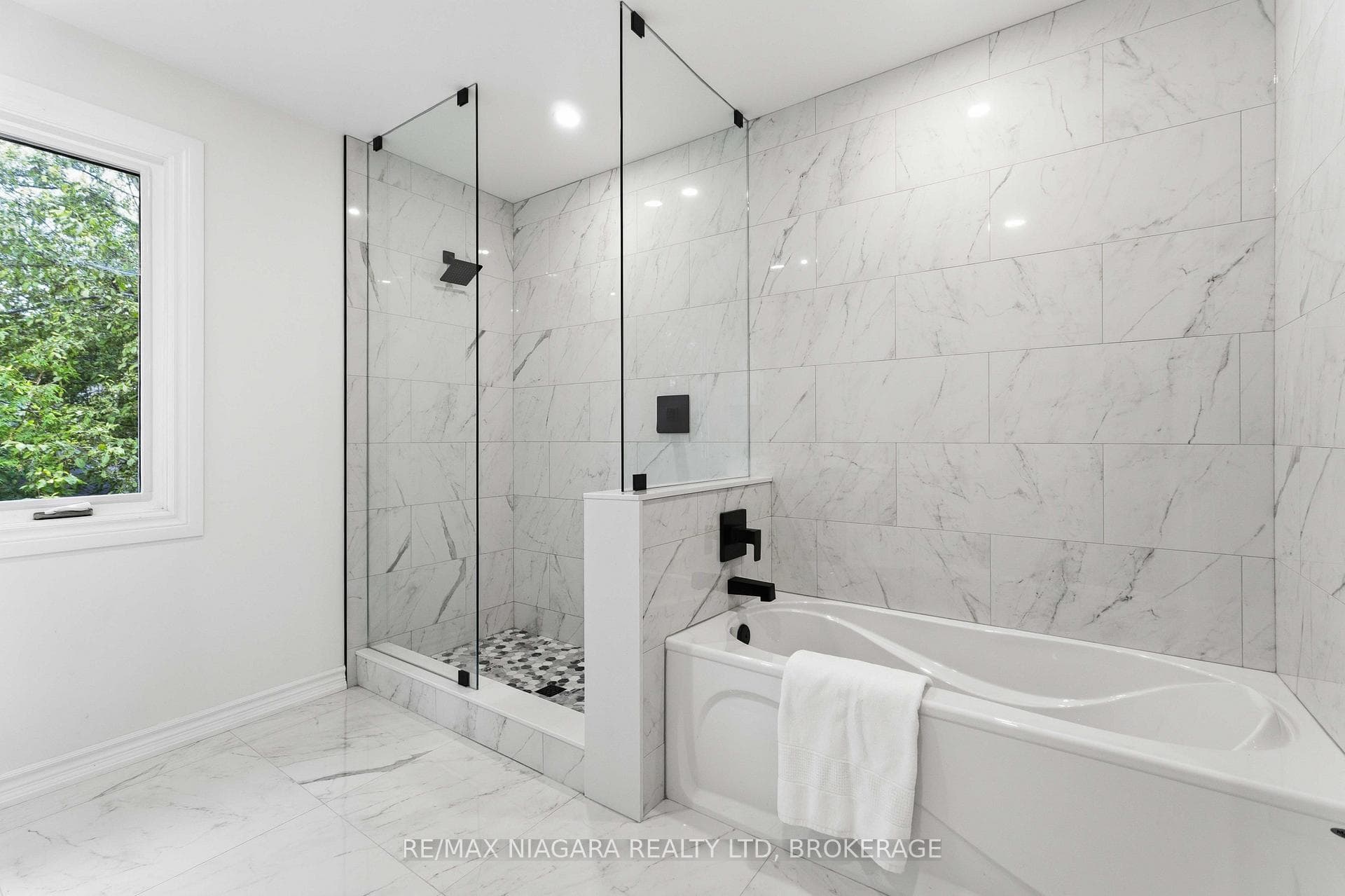 44 Cheritan Court photo 28