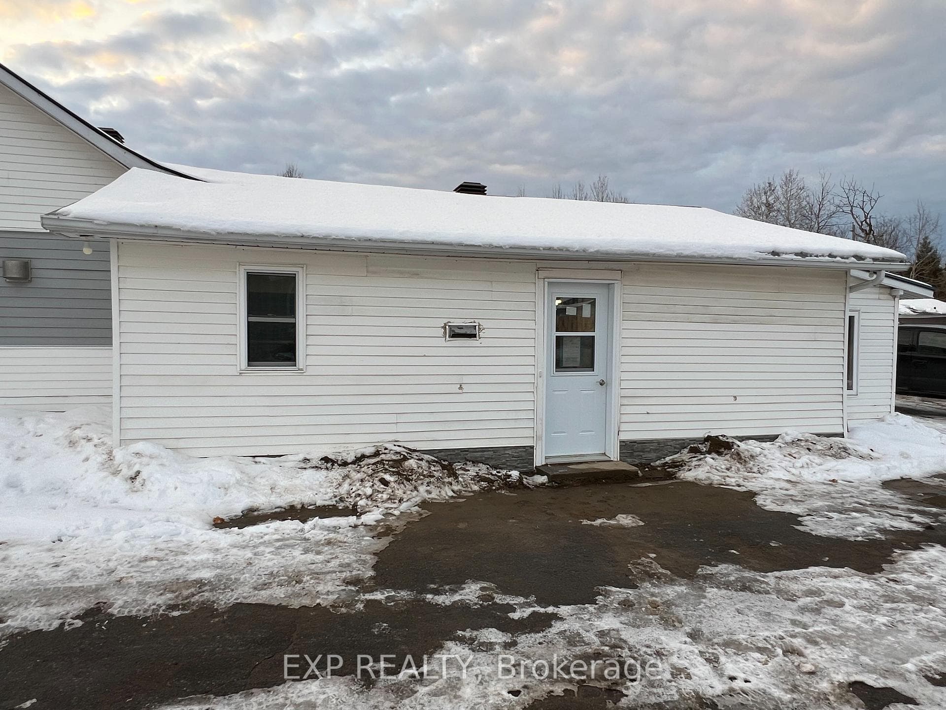 18-B Hebert Street photo 5