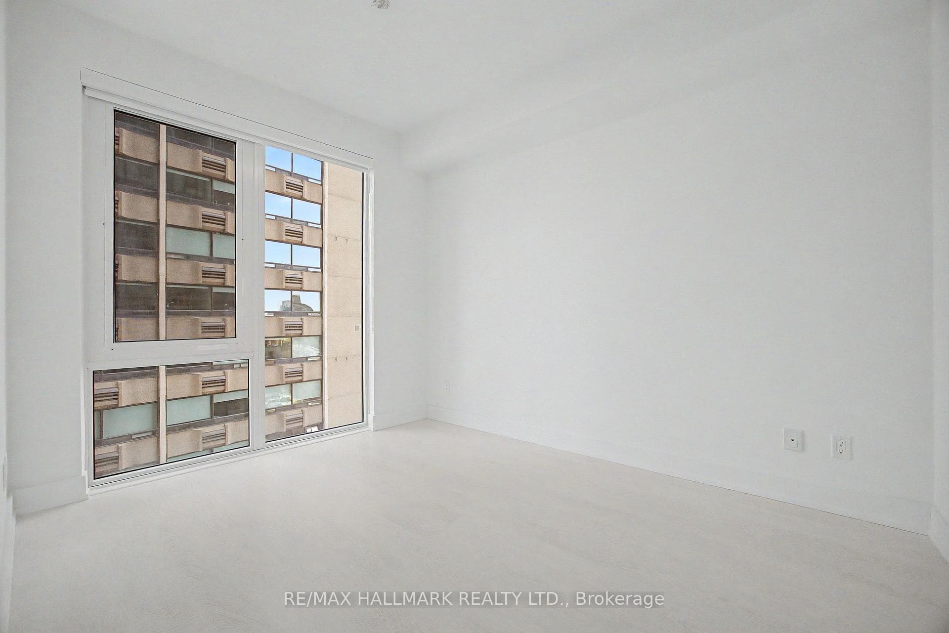308 Jarvis Street Unit 1209 photo 6