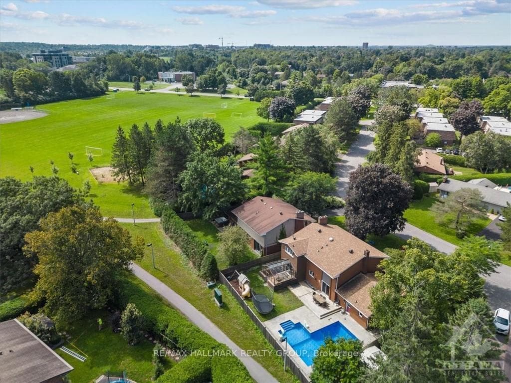 50 RUTHERFORD Way photo 29