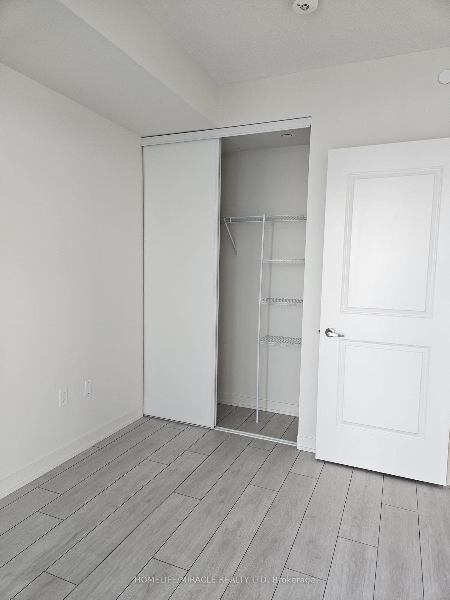 38 Annie Craig Drive Unit 2001 photo 6