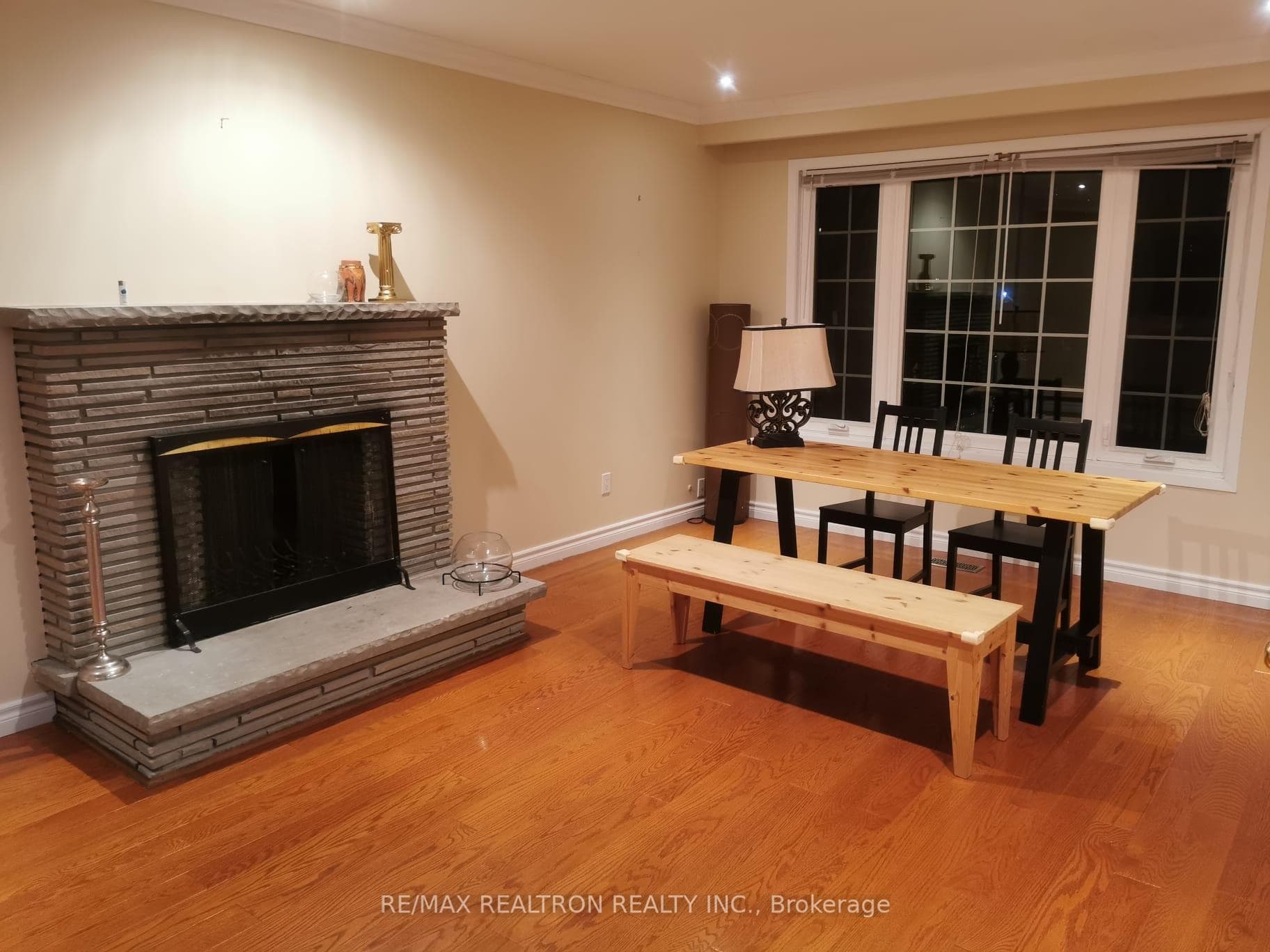 328 Spring Garden Avenue photo 4